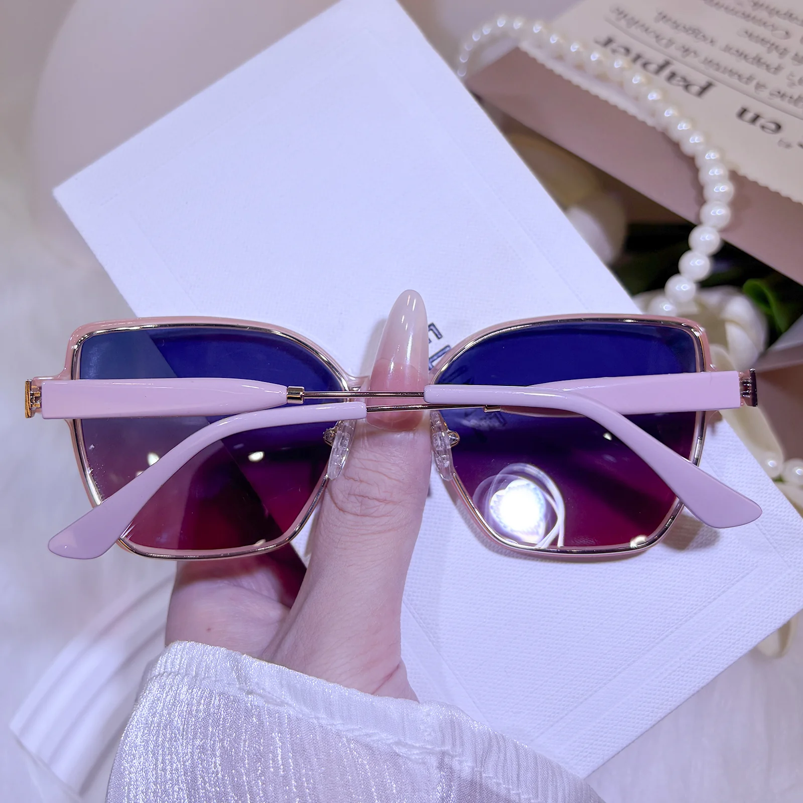 Aletheia Sunglasses - Image 5