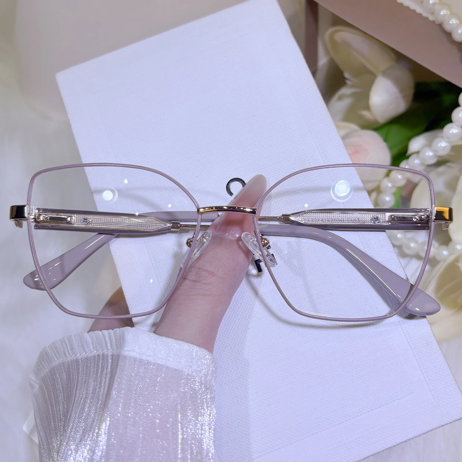 Aletheia Sunglasses - Image 8