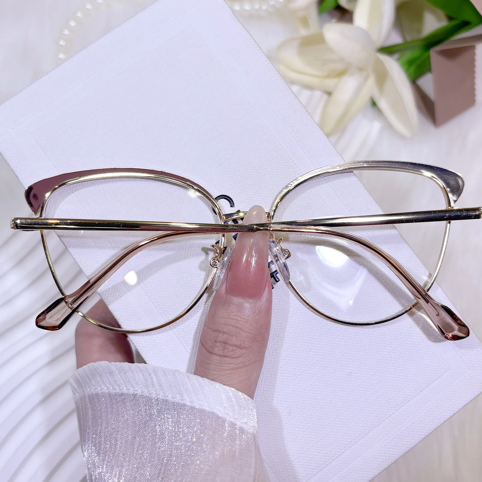 Alindra Eyeglasses - Image 4