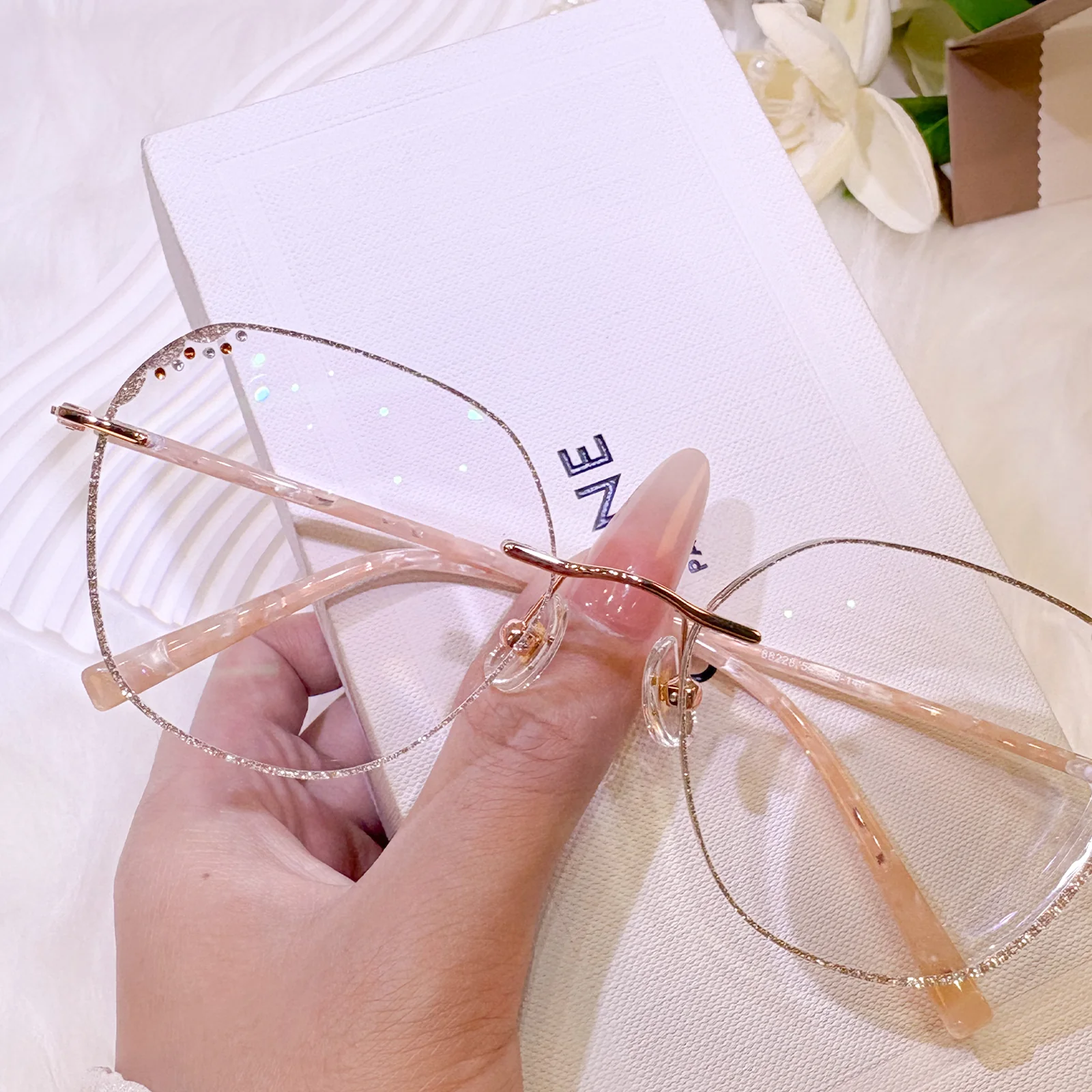 Alona Eyeglasses - Image 3