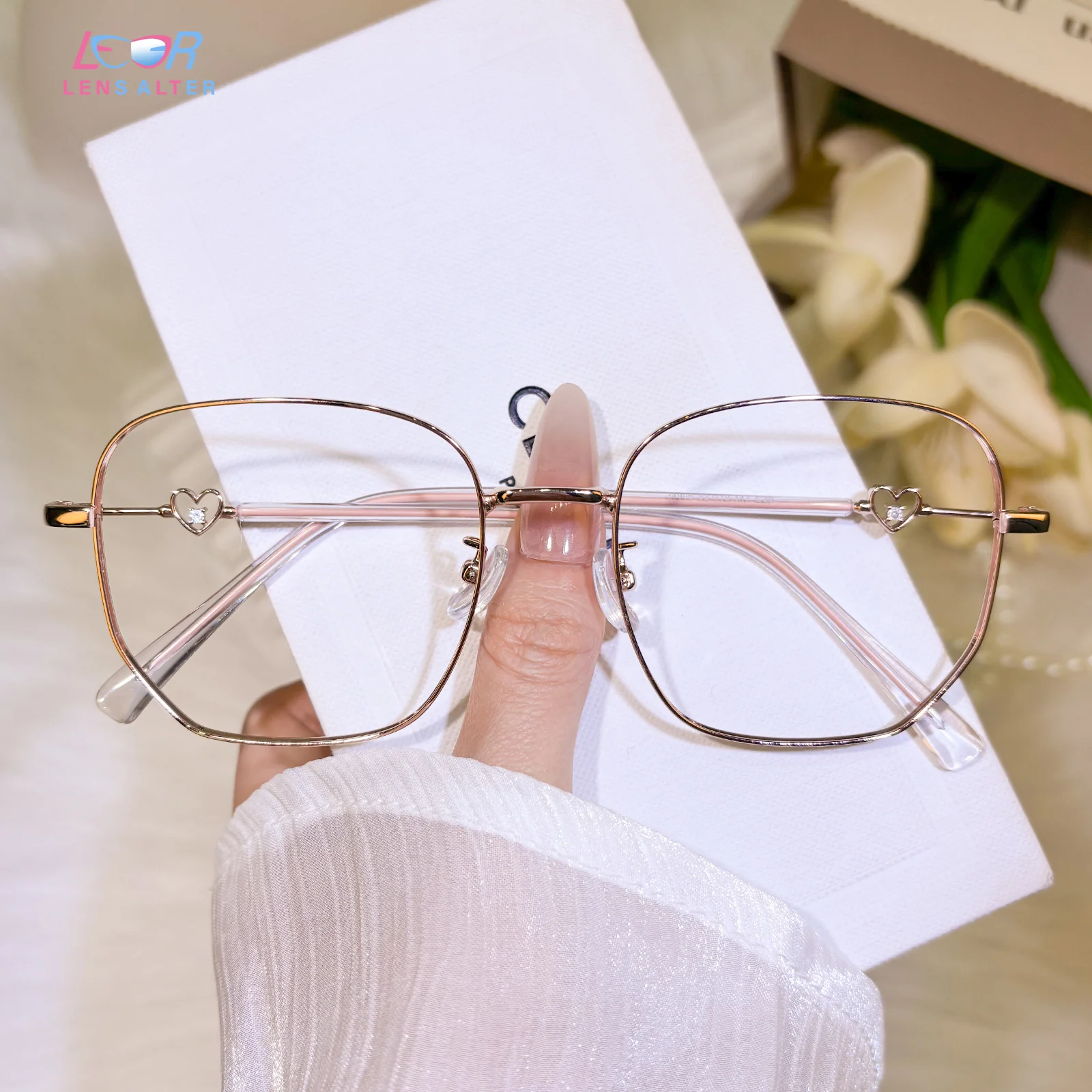 Amor Eyeglasses