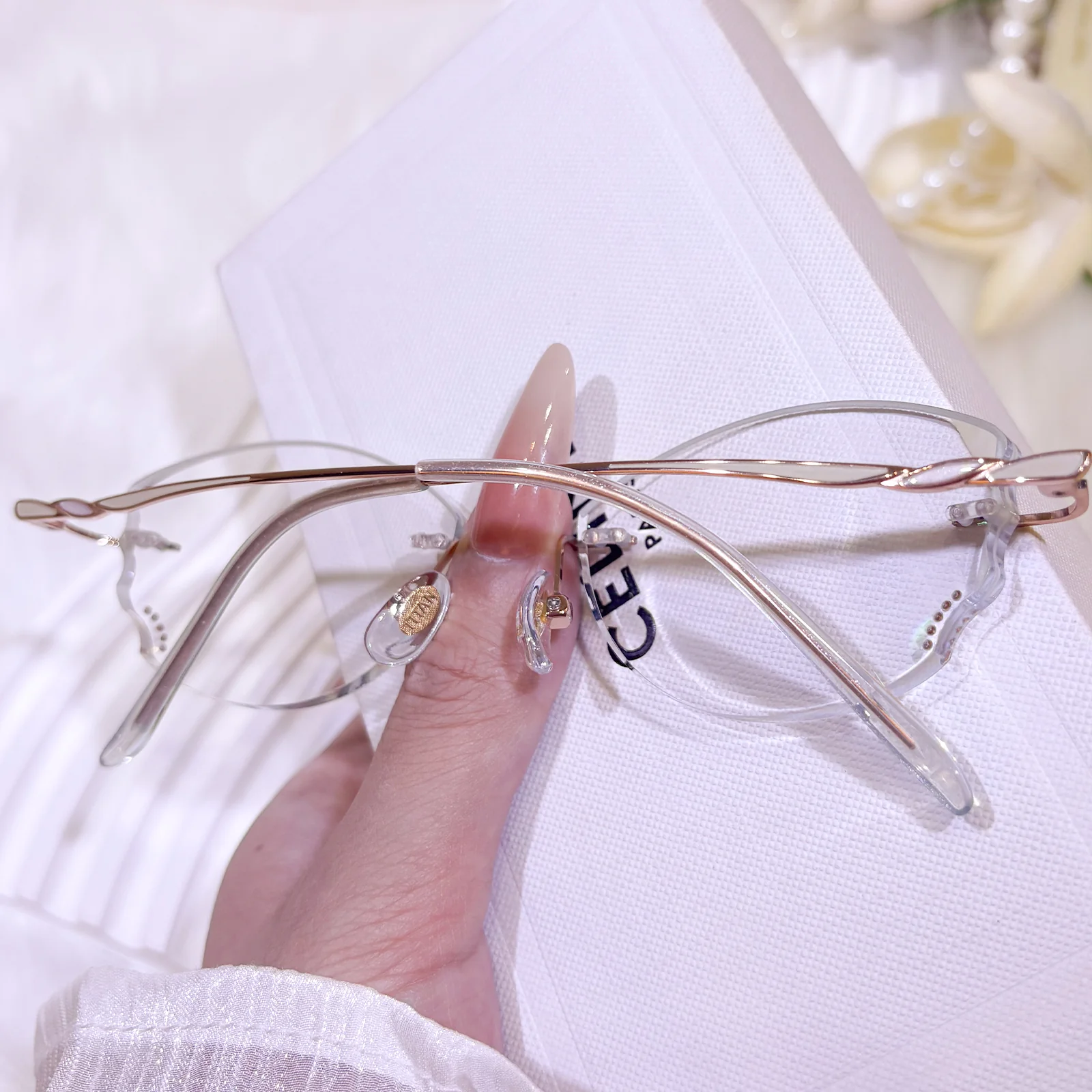Ana Eyeglasses - Image 9