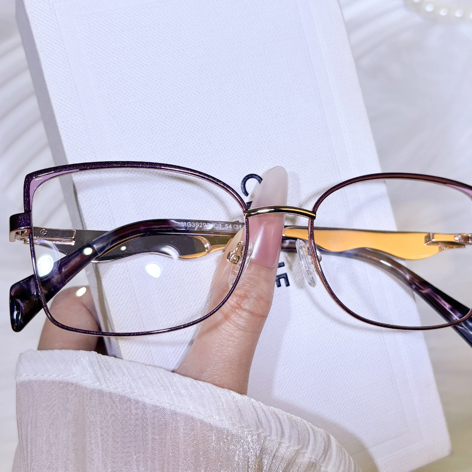 Ane Eyeglasses - Image 2