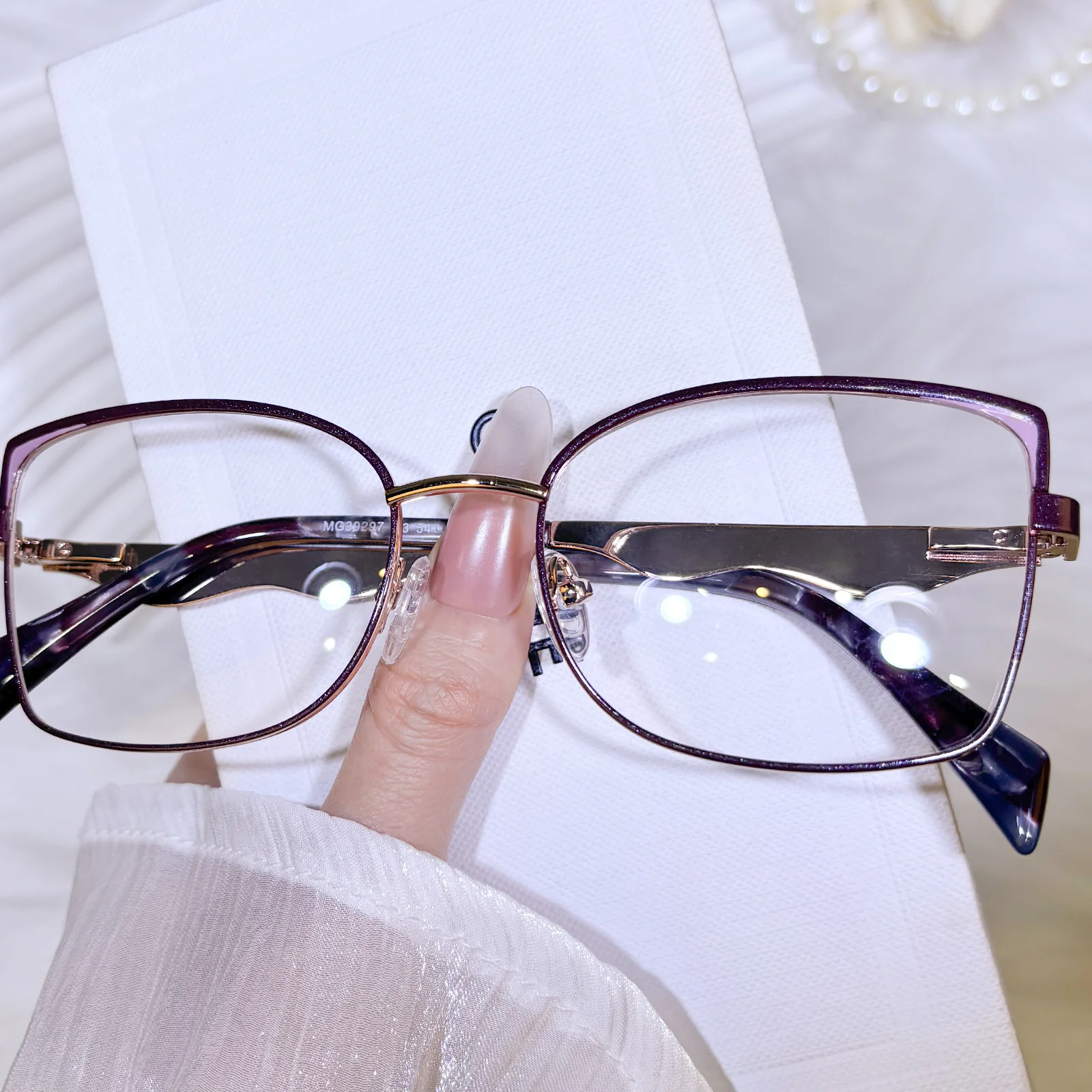 Ane Eyeglasses - Image 3