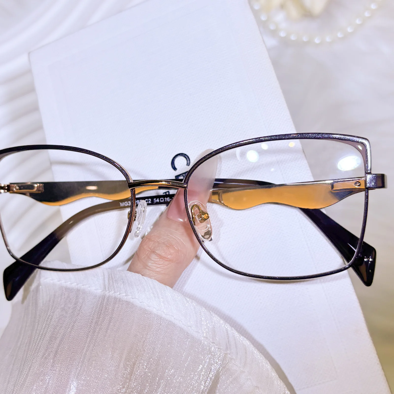 Ane Eyeglasses - Image 9