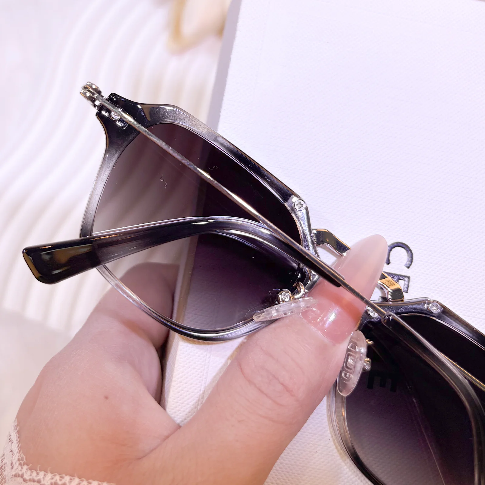 Arwen Sunglasses - Image 11