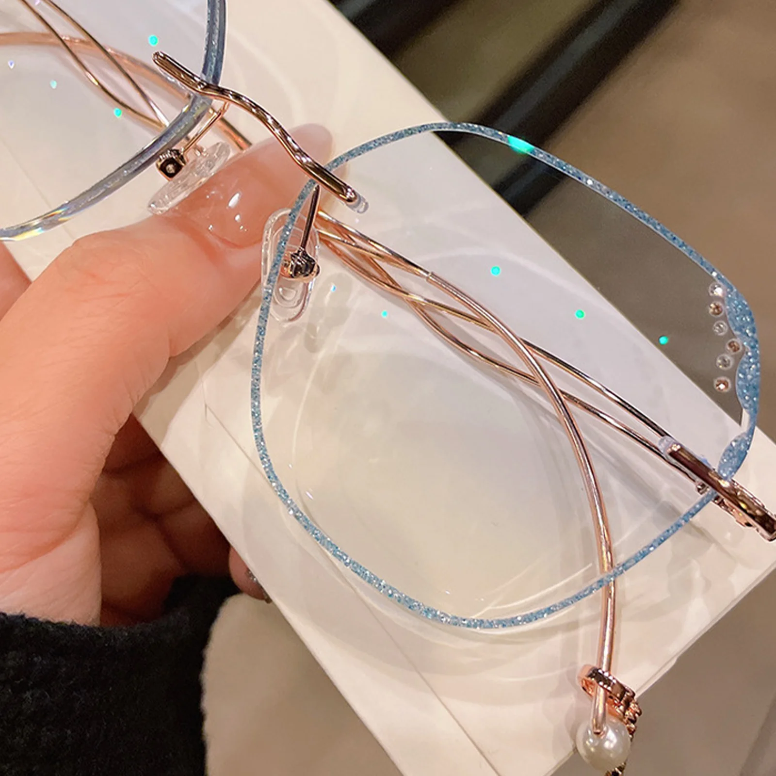 Aurora Eyeglasses - Image 12
