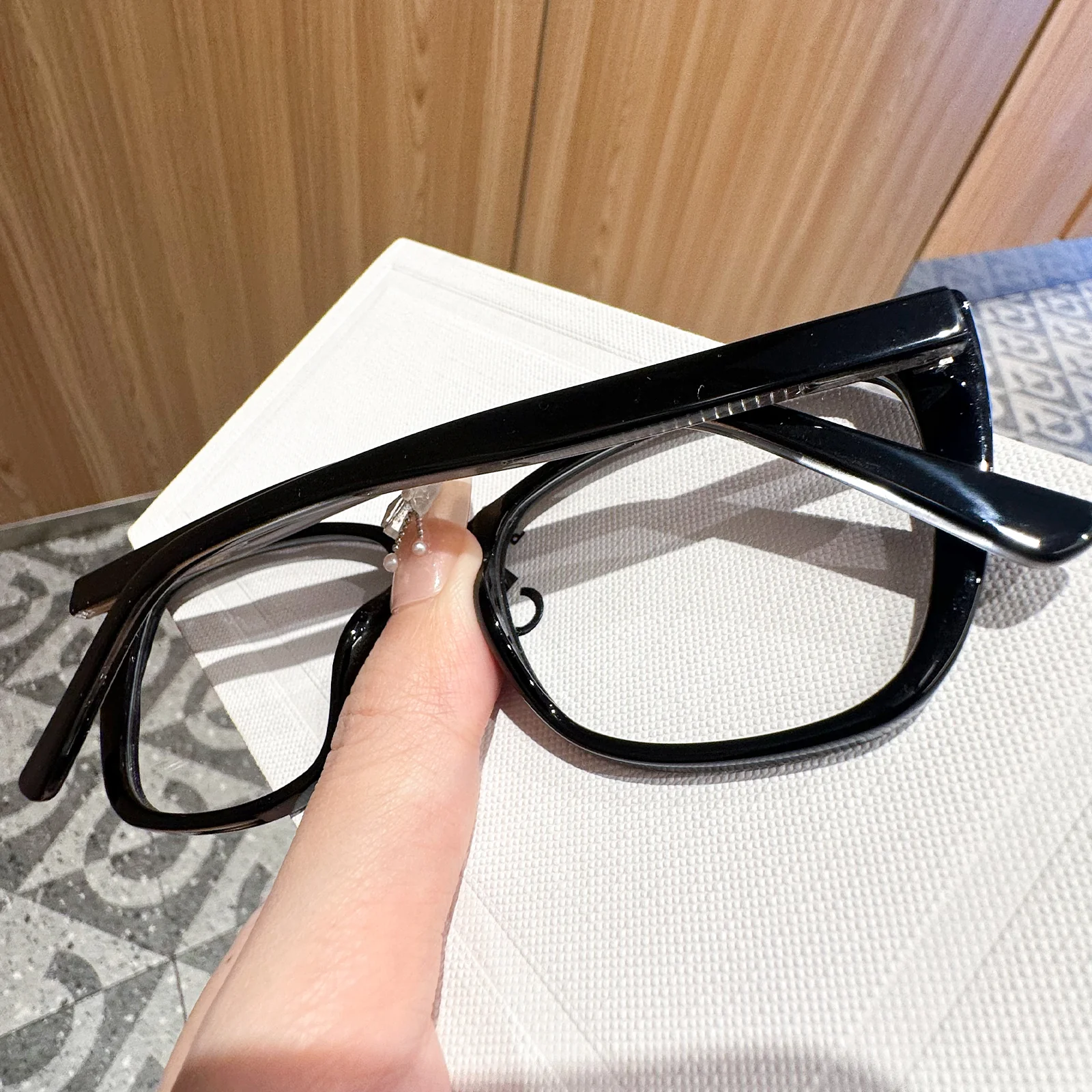 Avery Eyeglasses - Image 6
