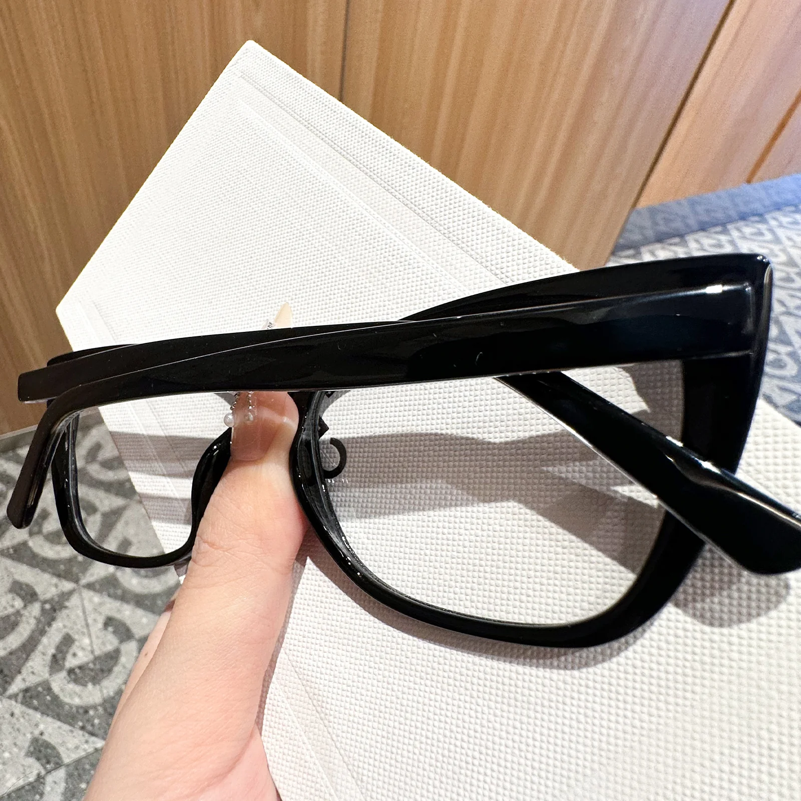 Avery Eyeglasses - Image 7