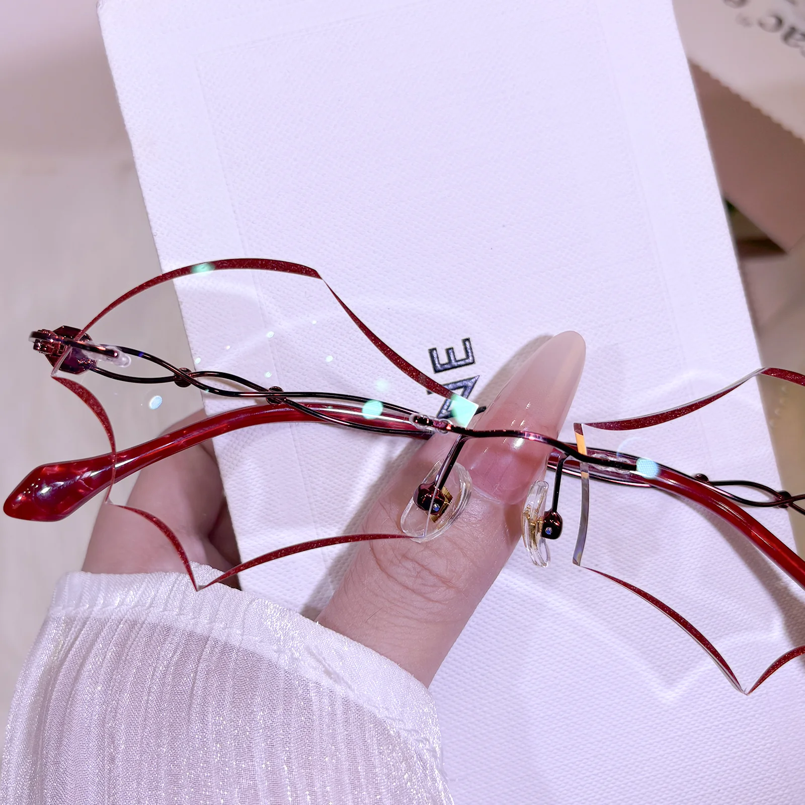Batty Eyeglasses - Image 19