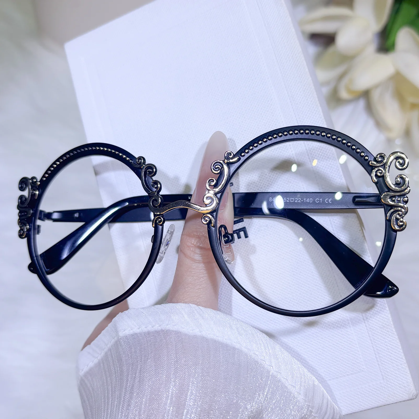 Beatrice Eyeglasses - Image 3