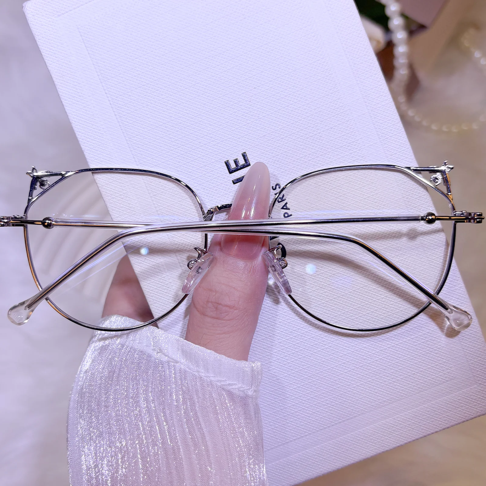 Bee Eyeglasses - Image 11