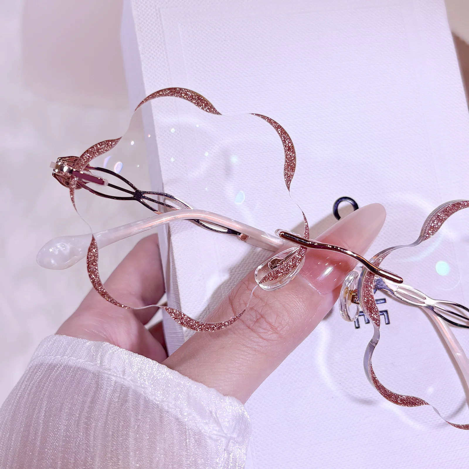 Bloom Eyeglasses - Image 4