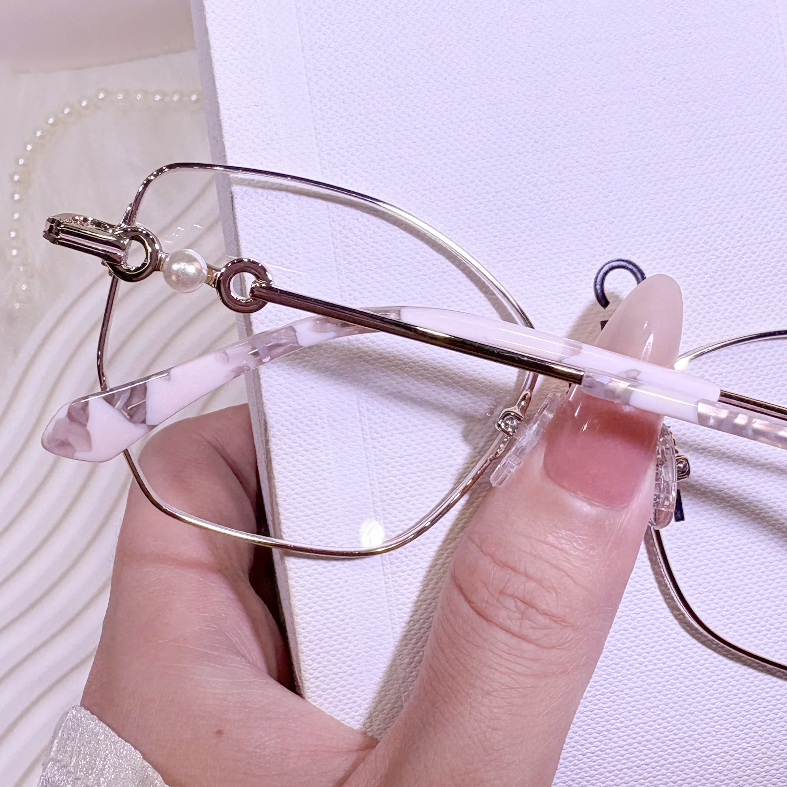 Blythe Eyeglasses - Image 10