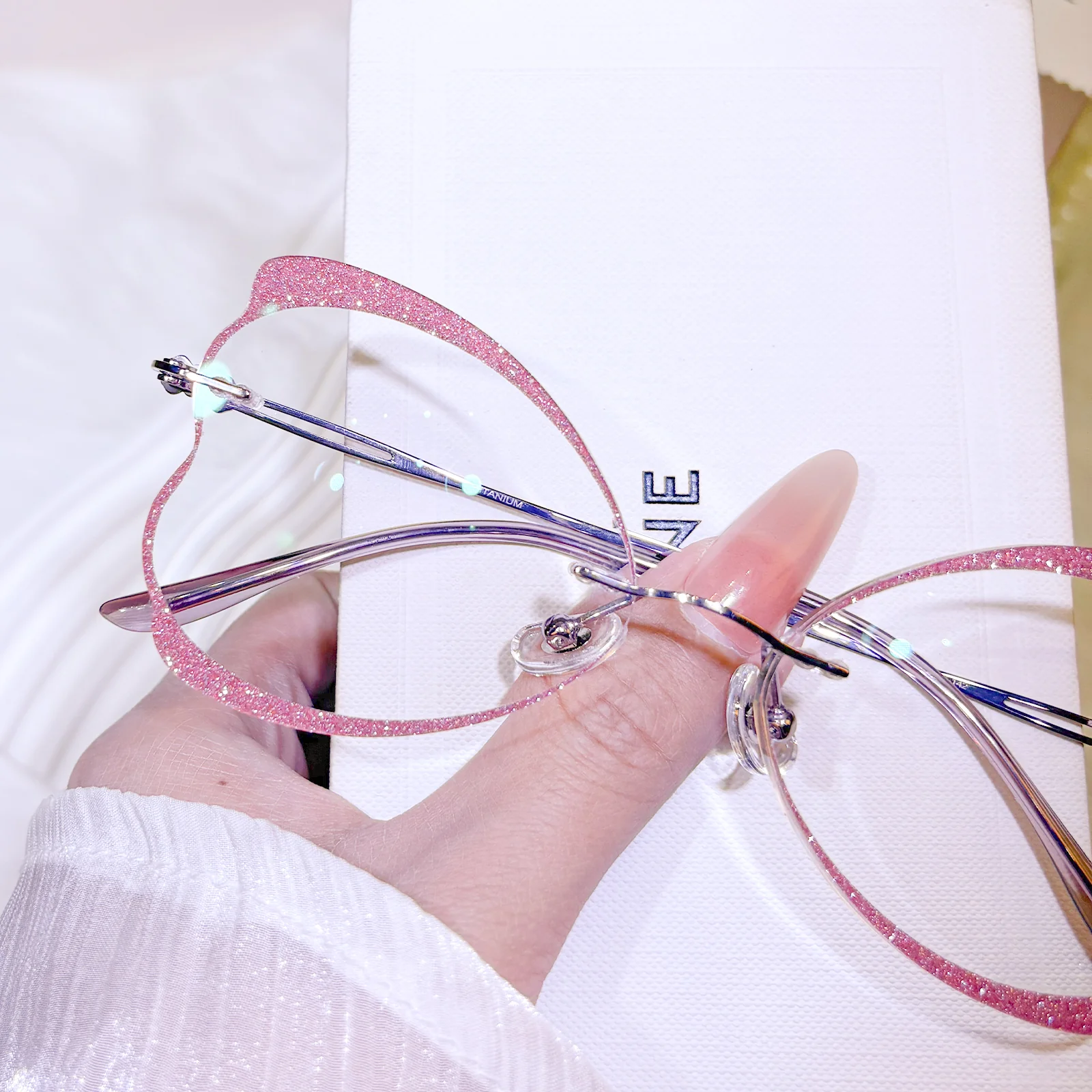 Bowie Eyeglasses - Image 14