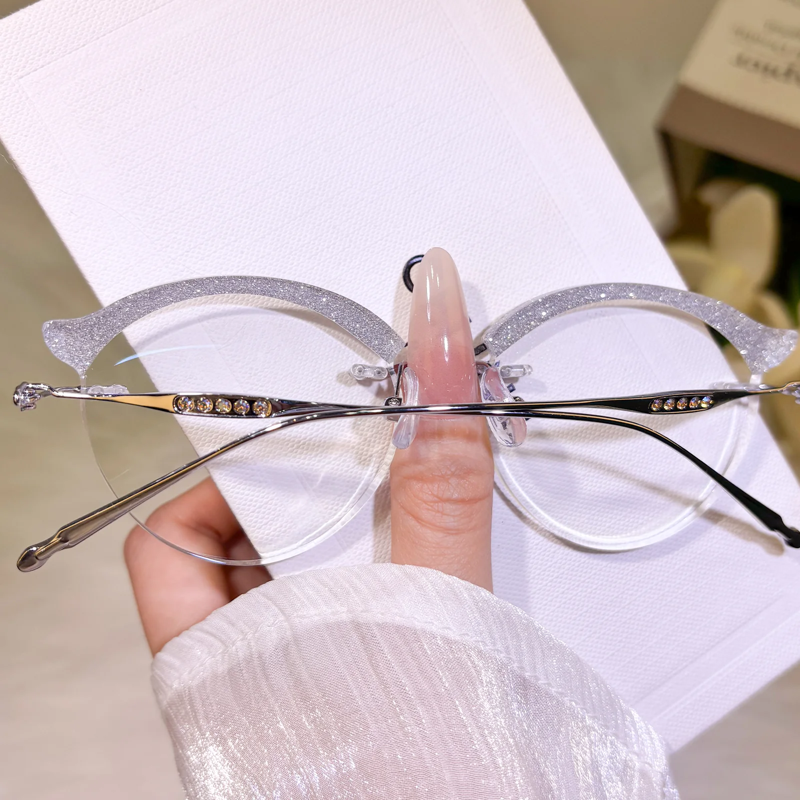 Bry Eyeglasses - Image 5