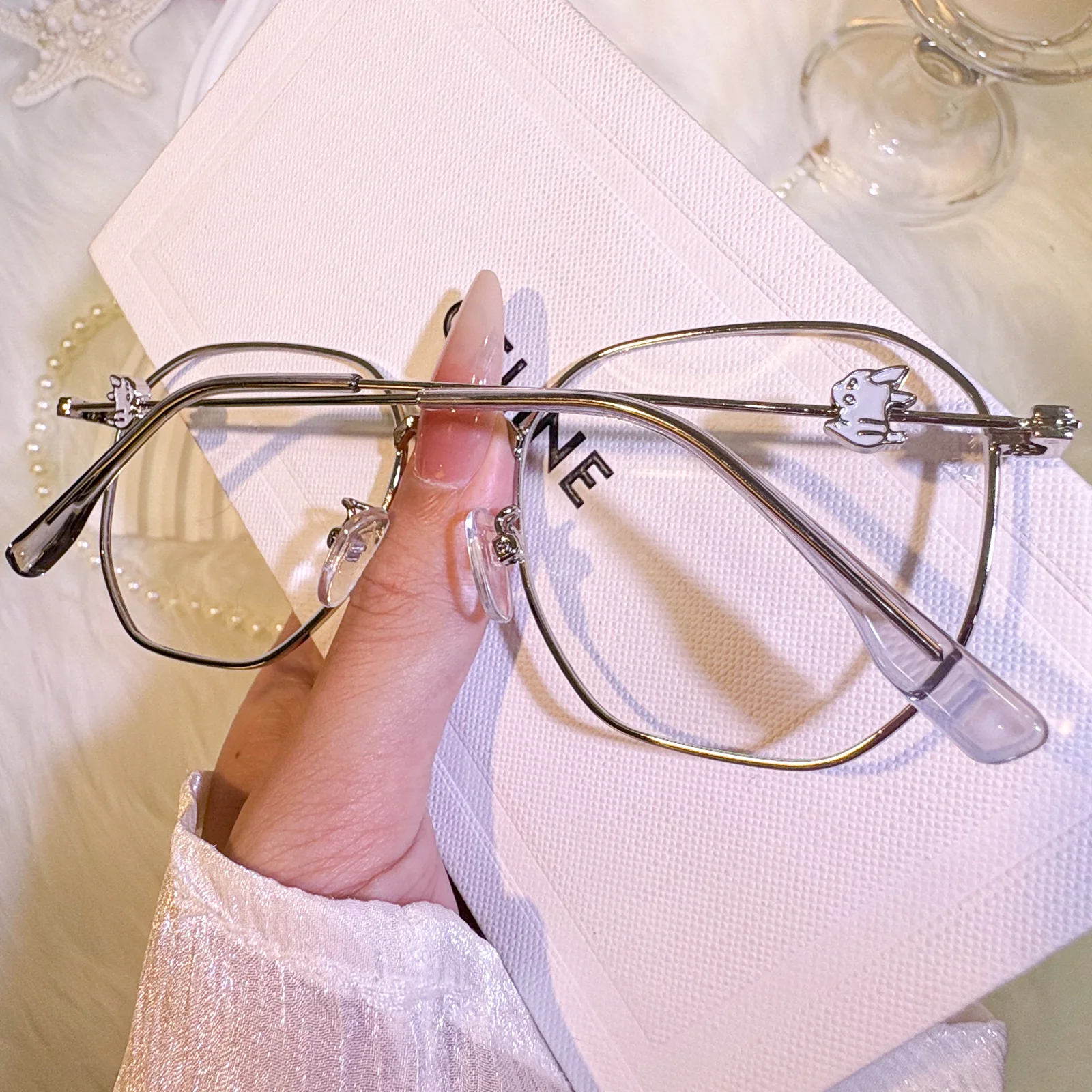 Bunny Eyeglasses - Image 6