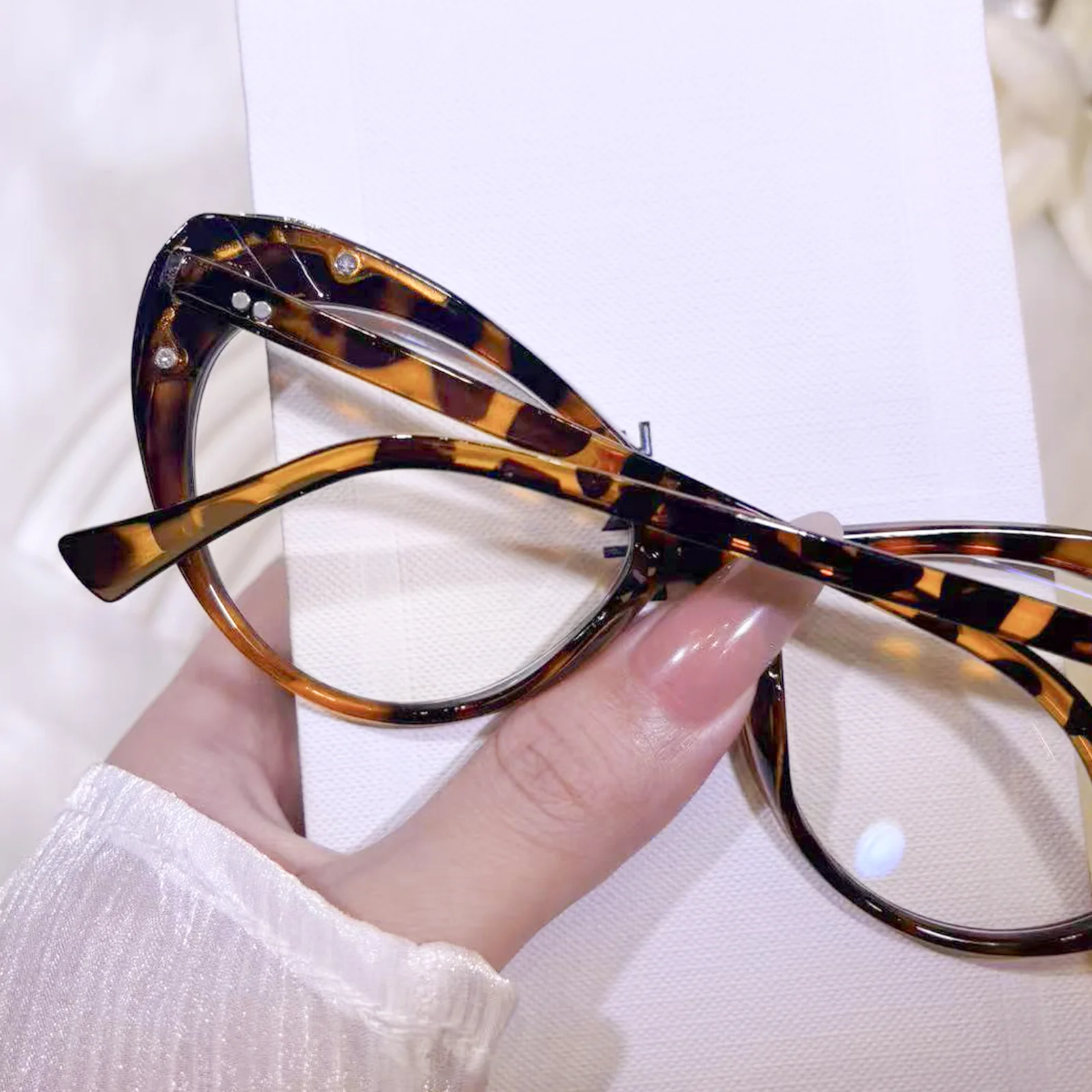Calypso Eyeglasses - Image 7