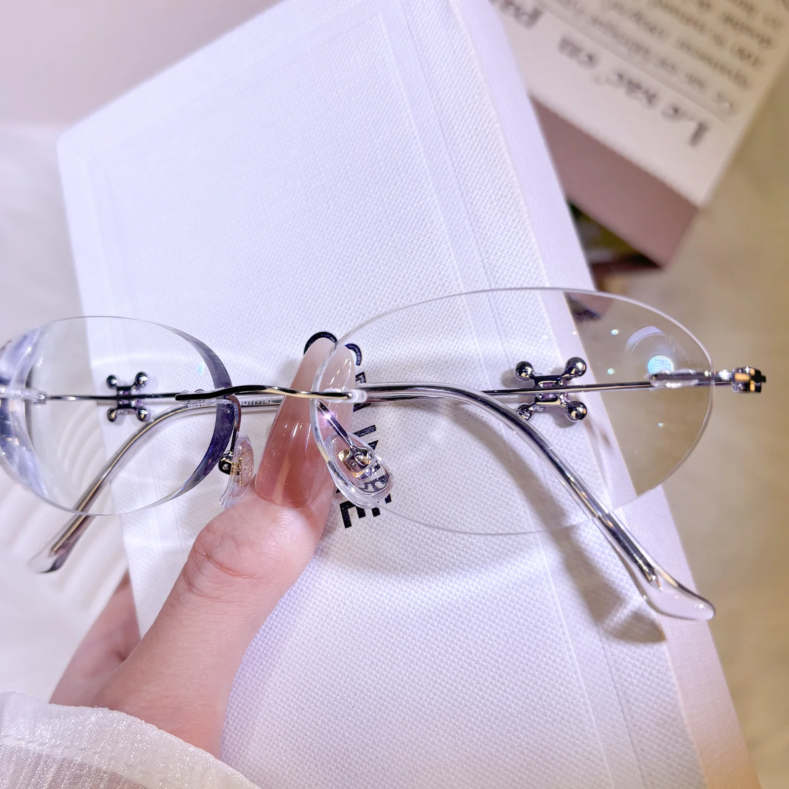 Carla Eyeglasses - Image 4