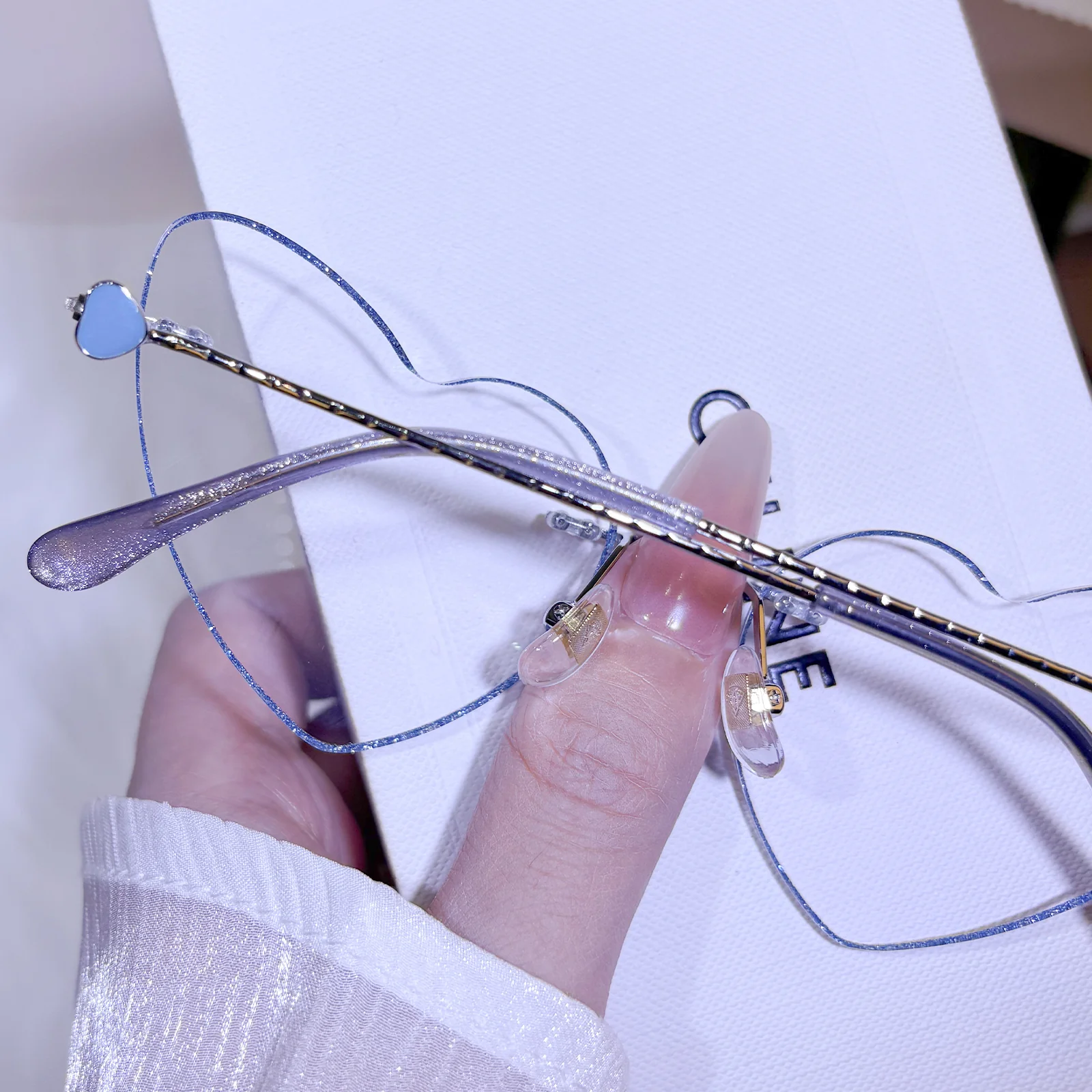 Chuu Eyeglasses - Image 11