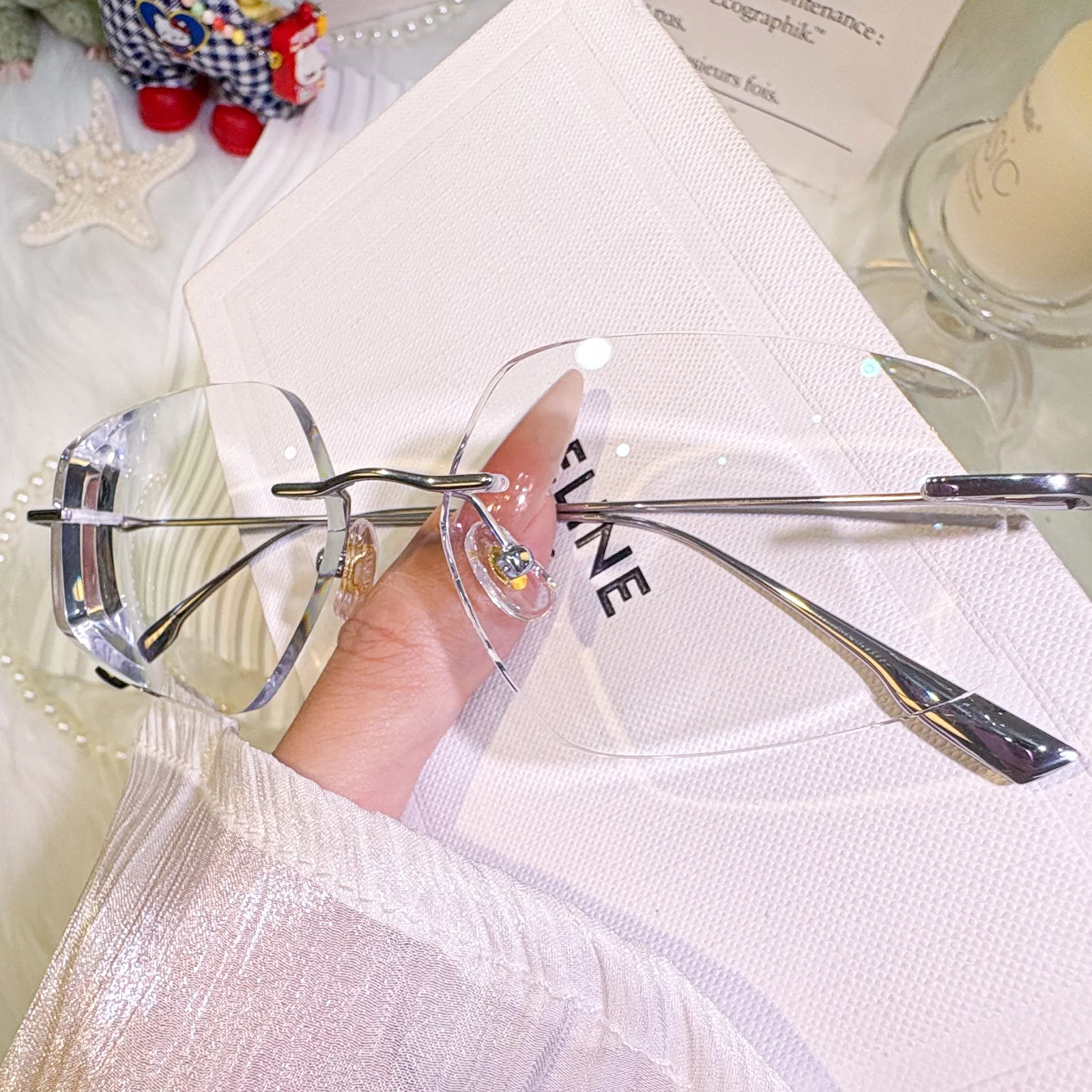 Clio Eyeglasses - Image 5