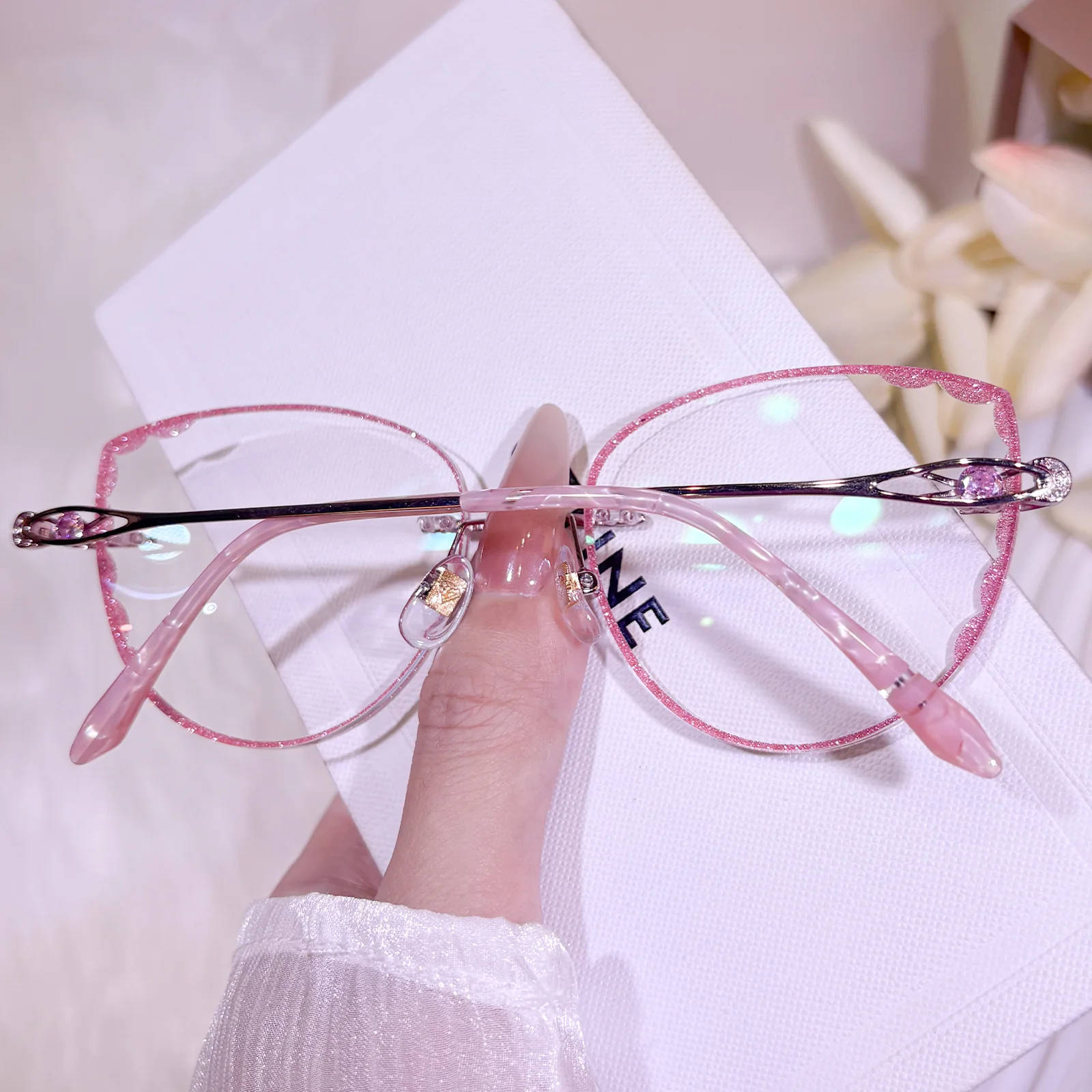 Cupid Eyeglasses - Image 5