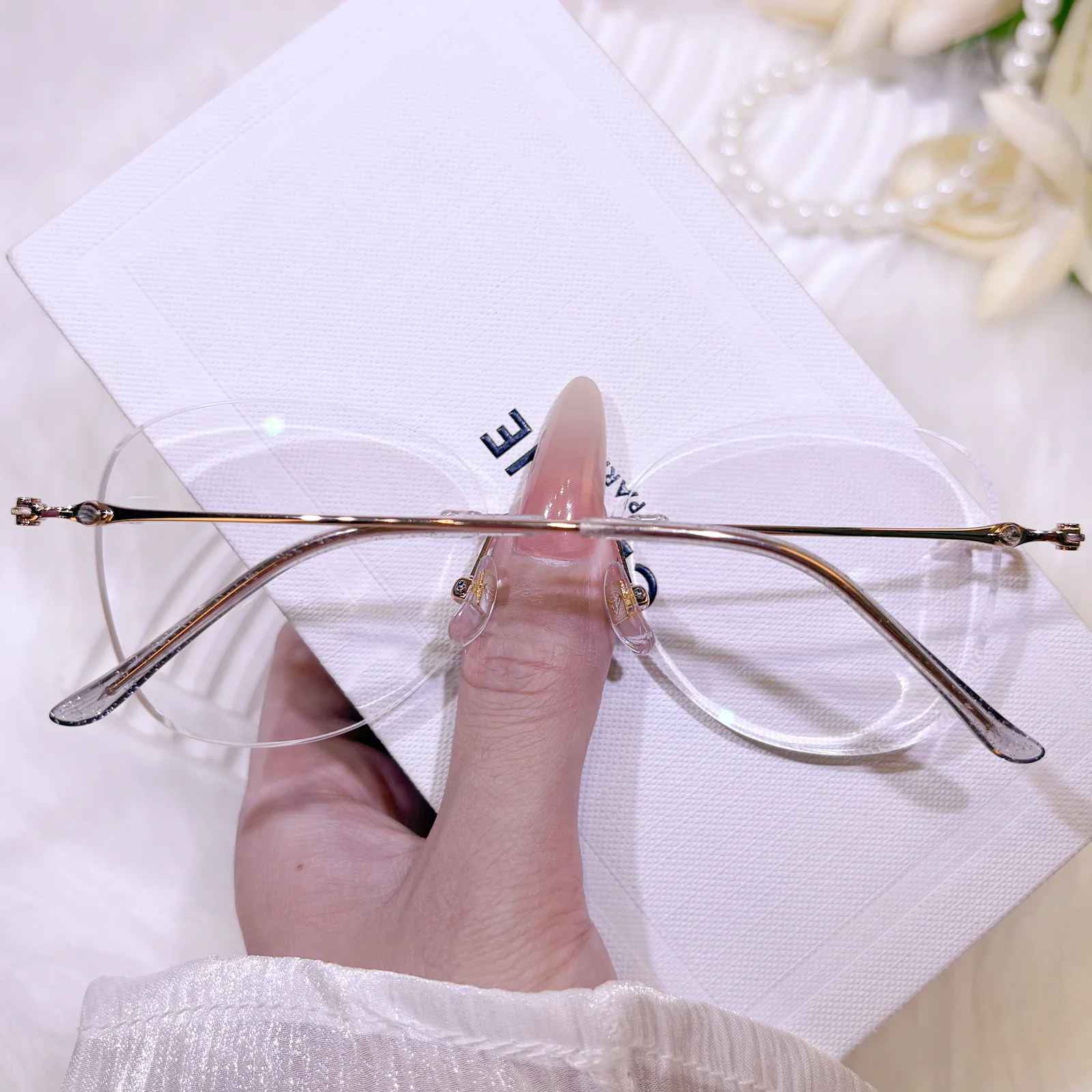 Dolora Eyeglasses - Image 9
