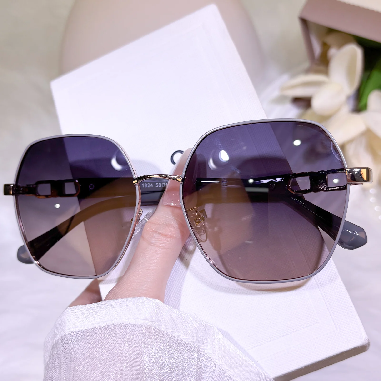 Donielle Sunglasses - Image 3