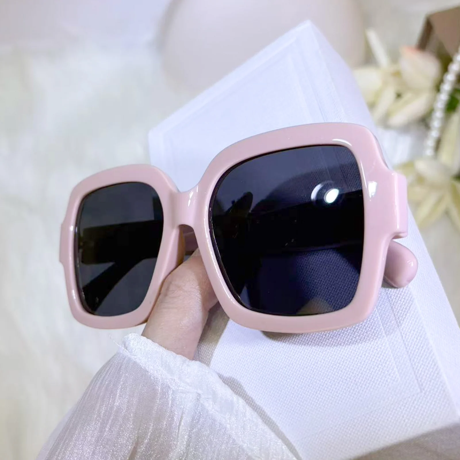 Elara Eyeglasses - Image 9