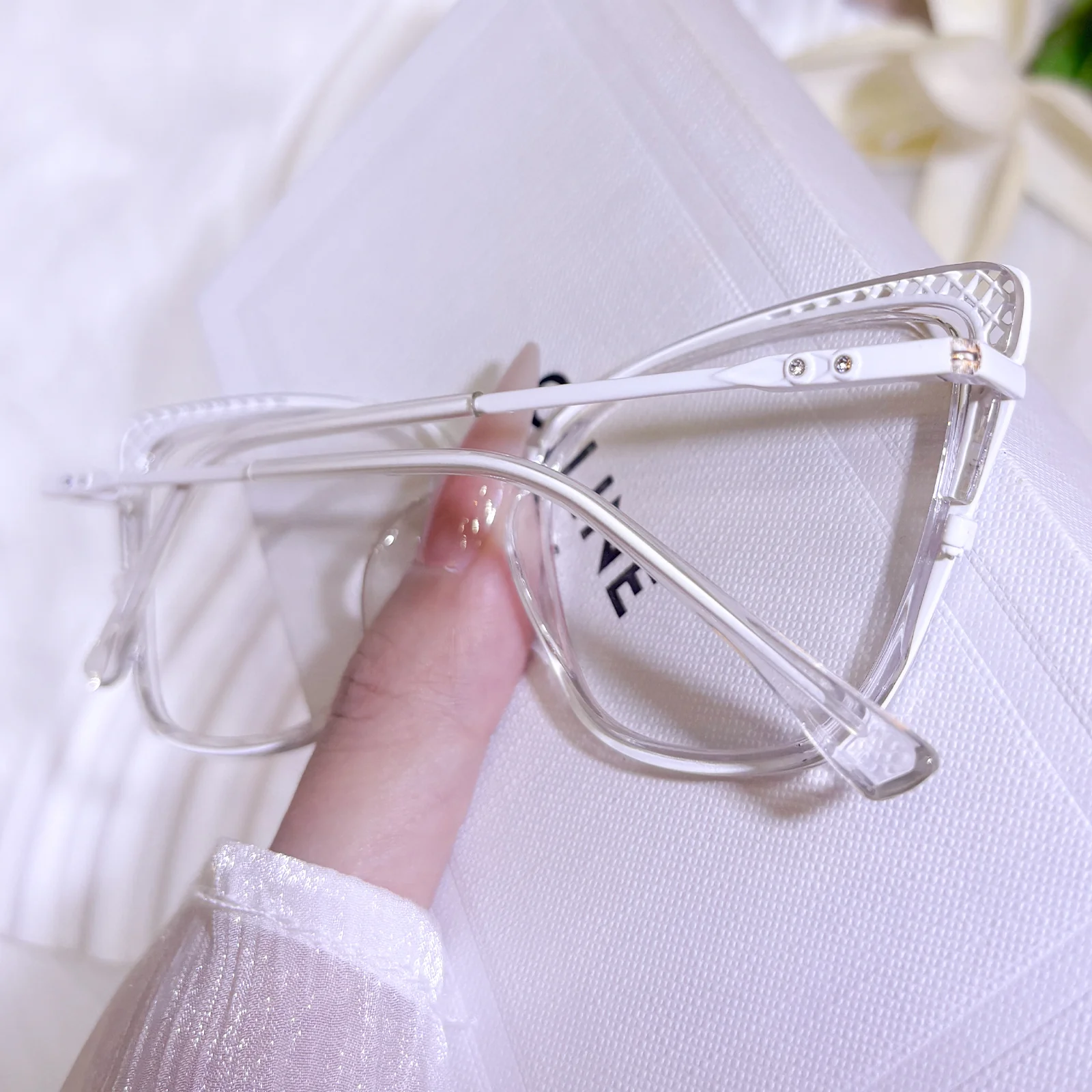 Eulalia Eyeglasses - Image 9