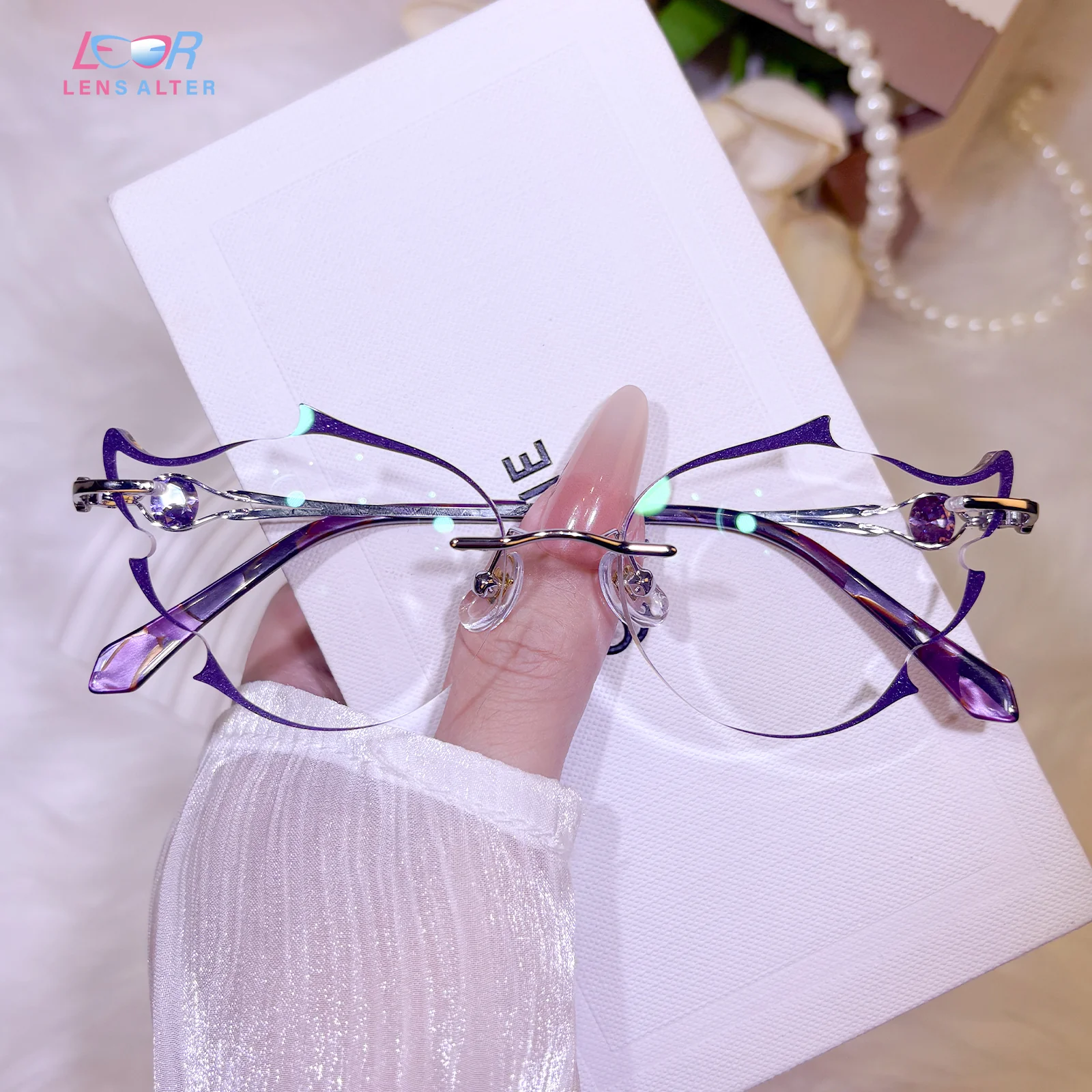 Flare Eyeglasses - Image 22