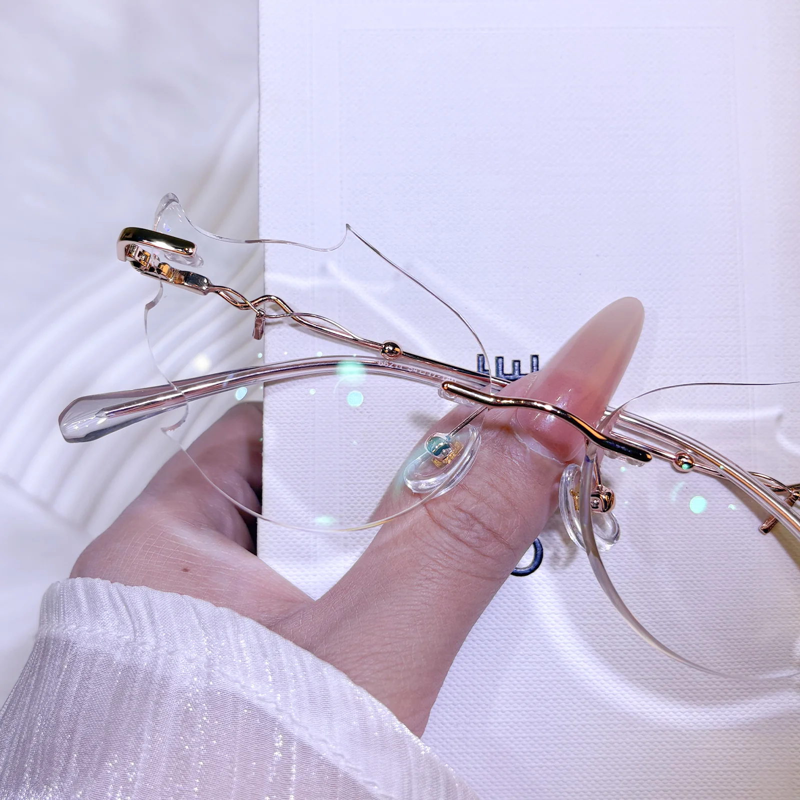 Flare Eyeglasses - Image 33