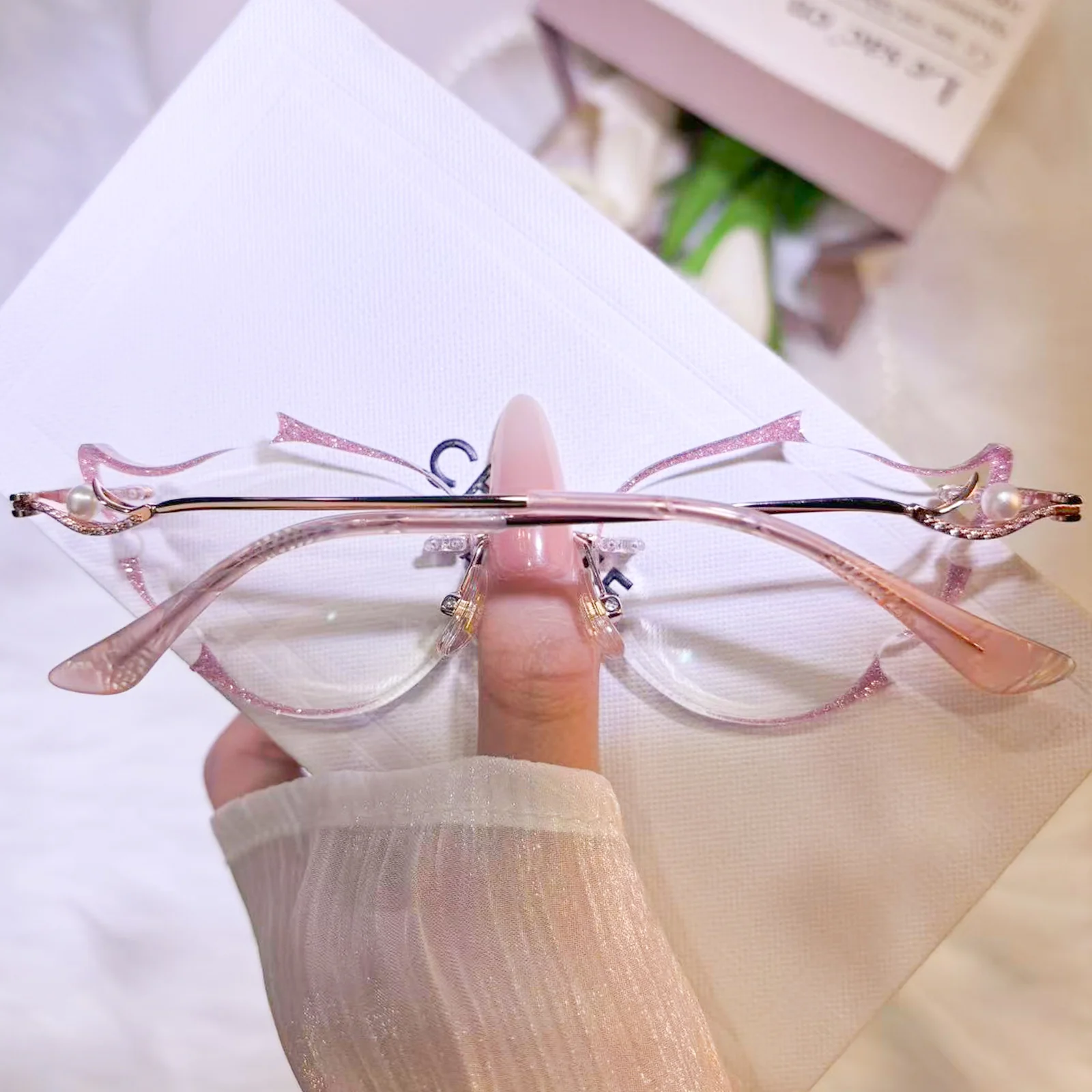 Flare Eyeglasses - Image 35