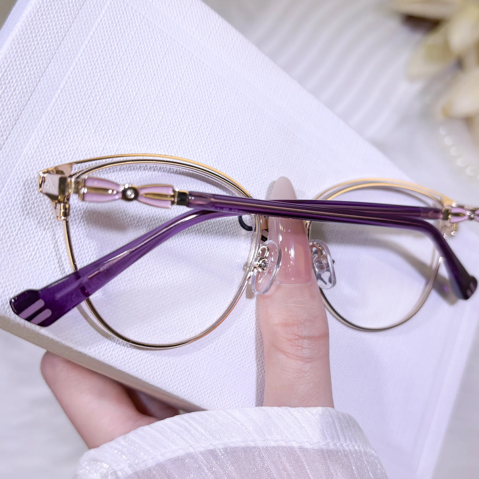 Flores Eyeglasses - Image 11