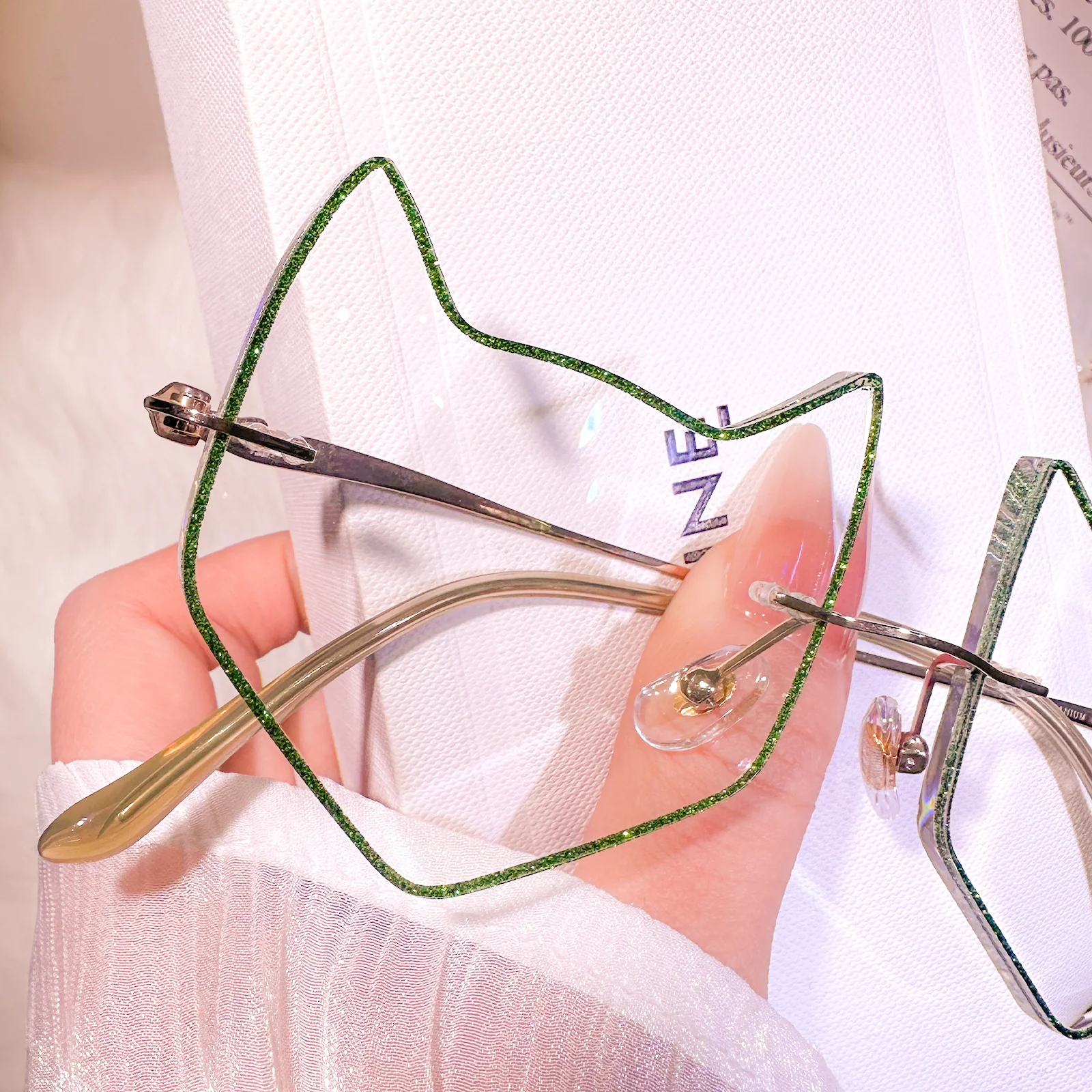 Foxy Eyeglasses - Image 12