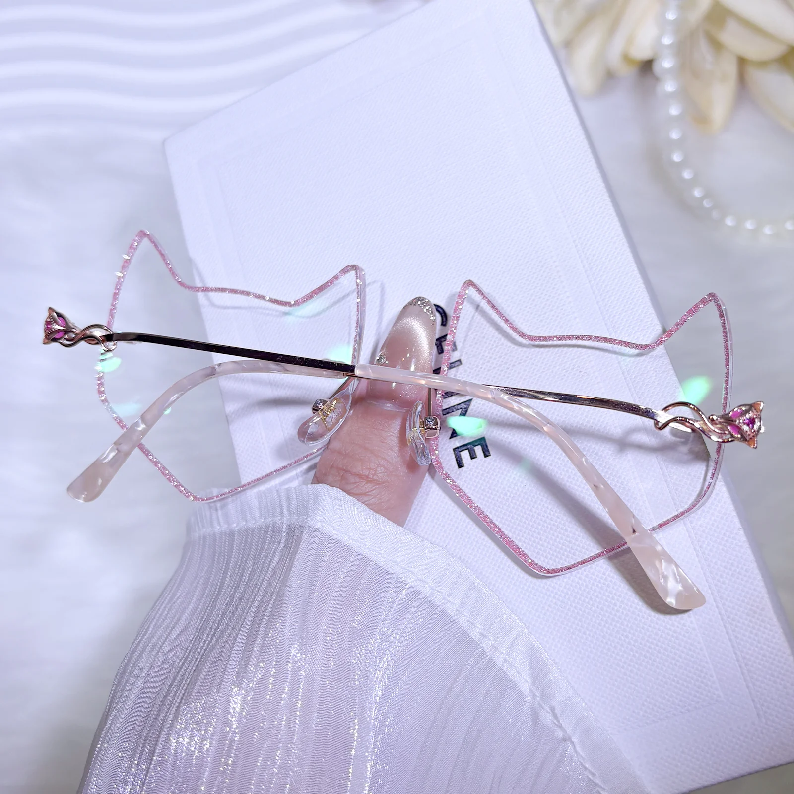 Foxy Eyeglasses - Image 18