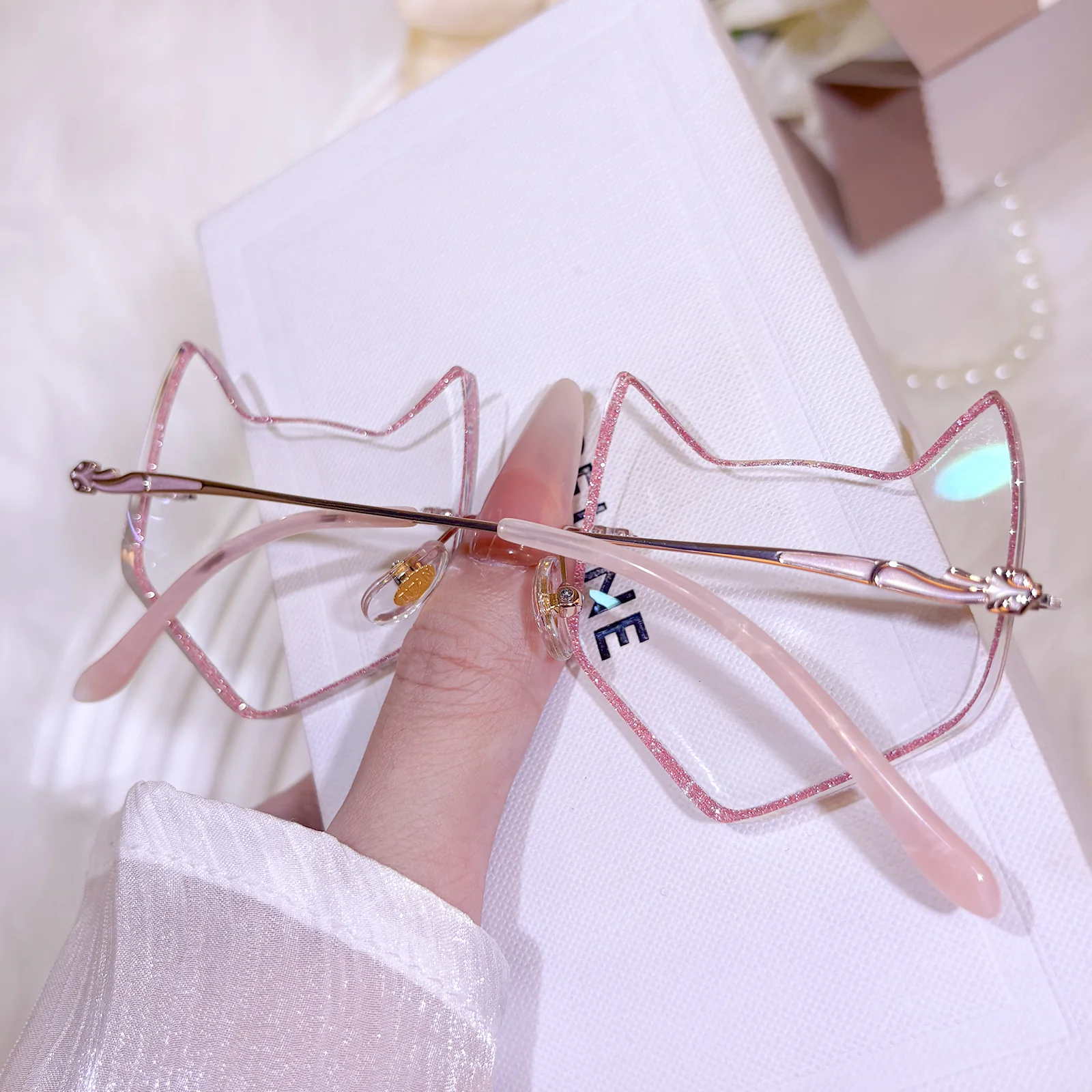 Foxy Eyeglasses - Image 4