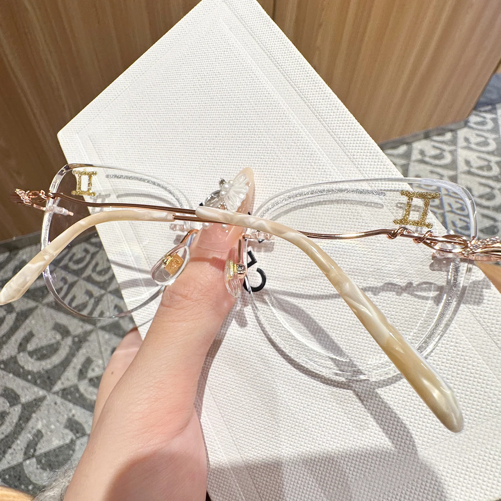 Gemini Eyeglasses - Image 7