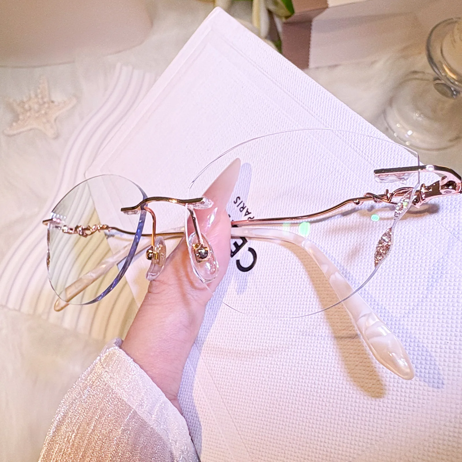 Genie Eyeglasses - Image 4