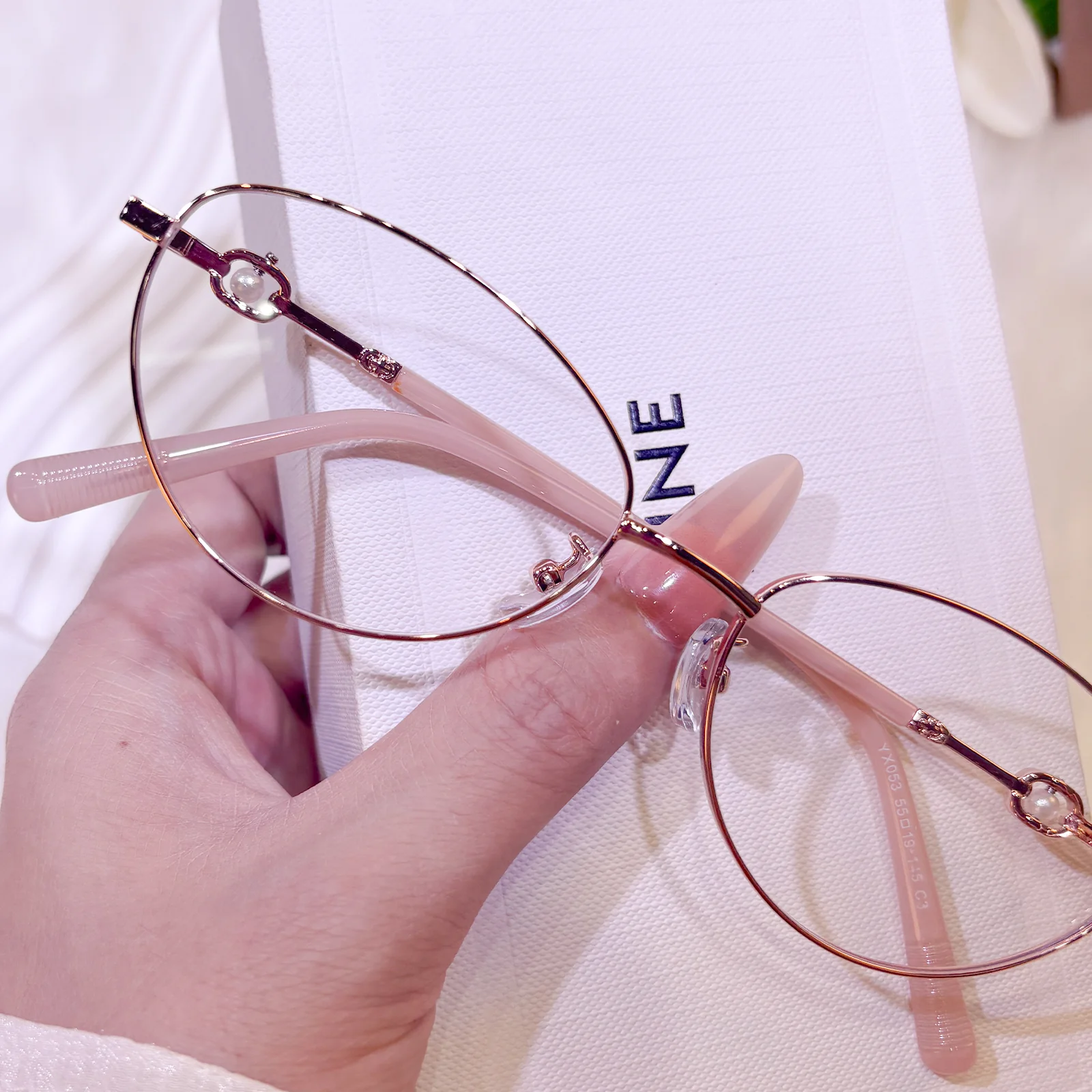 Hima Eyeglasses - Image 10