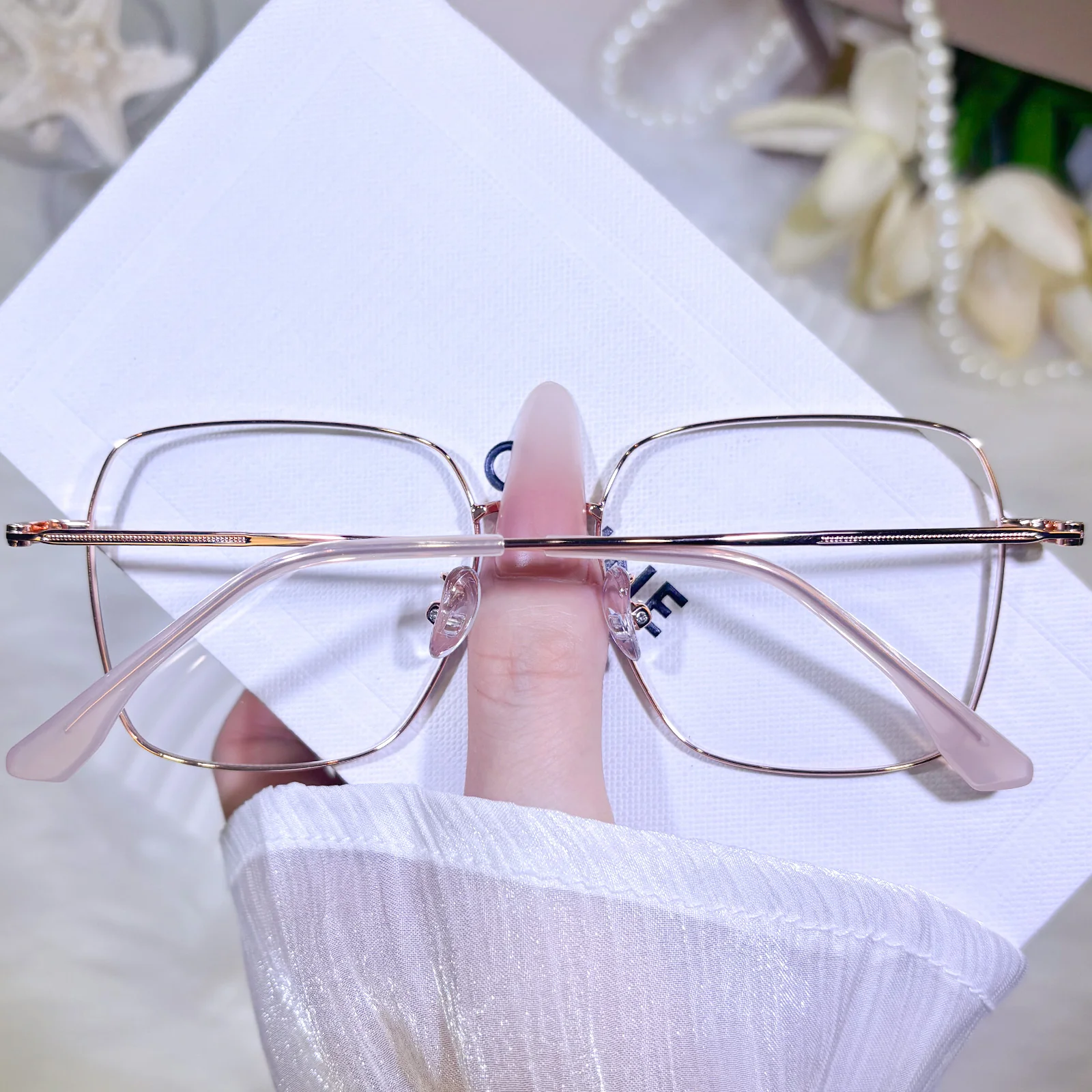 Howell Eyeglasses - Image 10