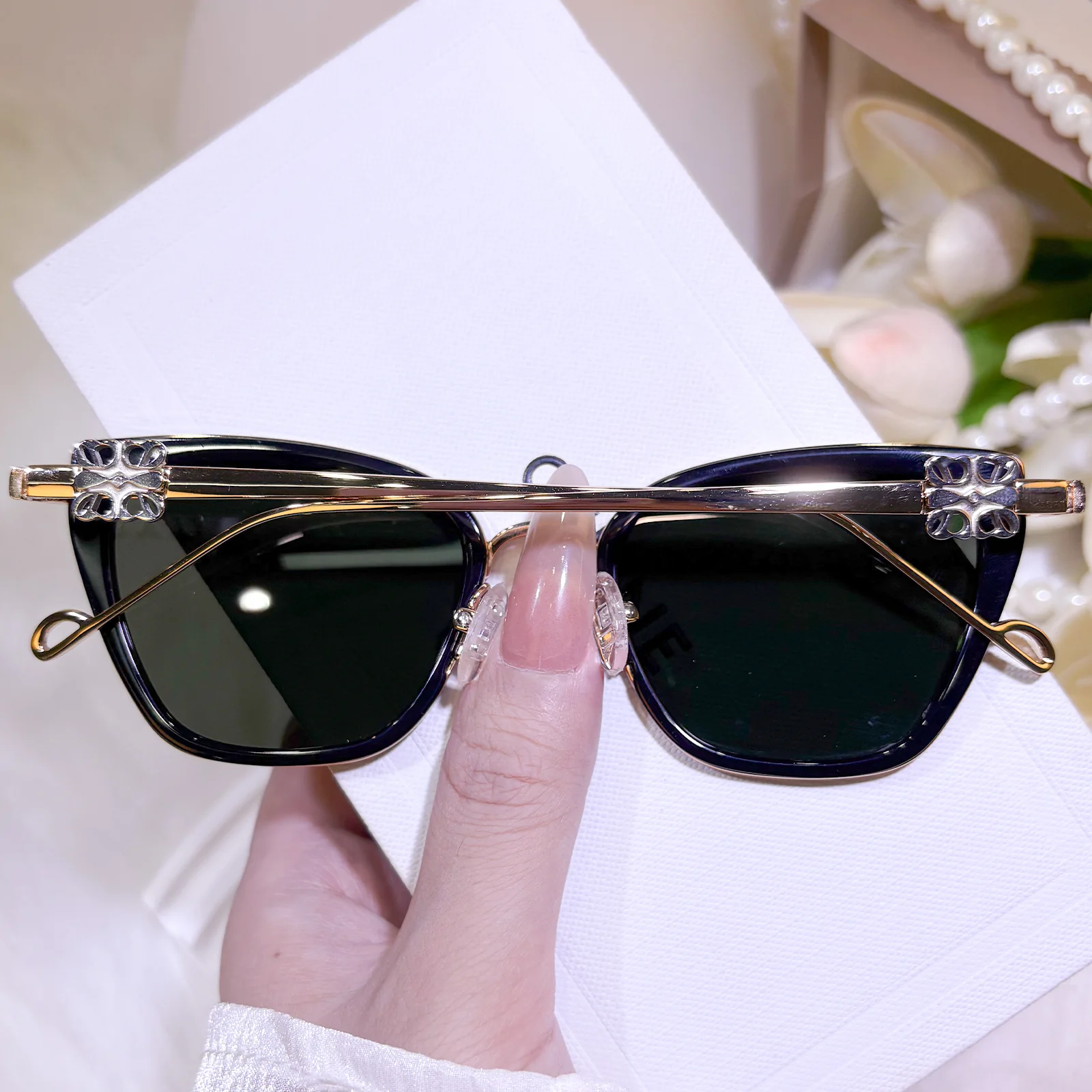 Ianthe Sunglasses - Image 15