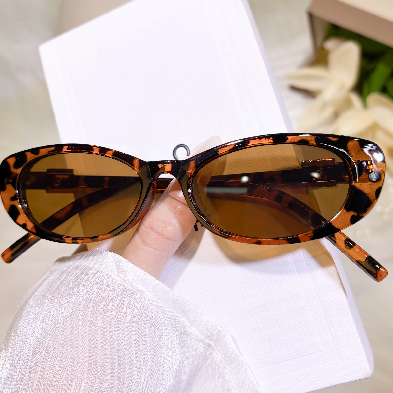 Idaly Sunglasses - Image 9