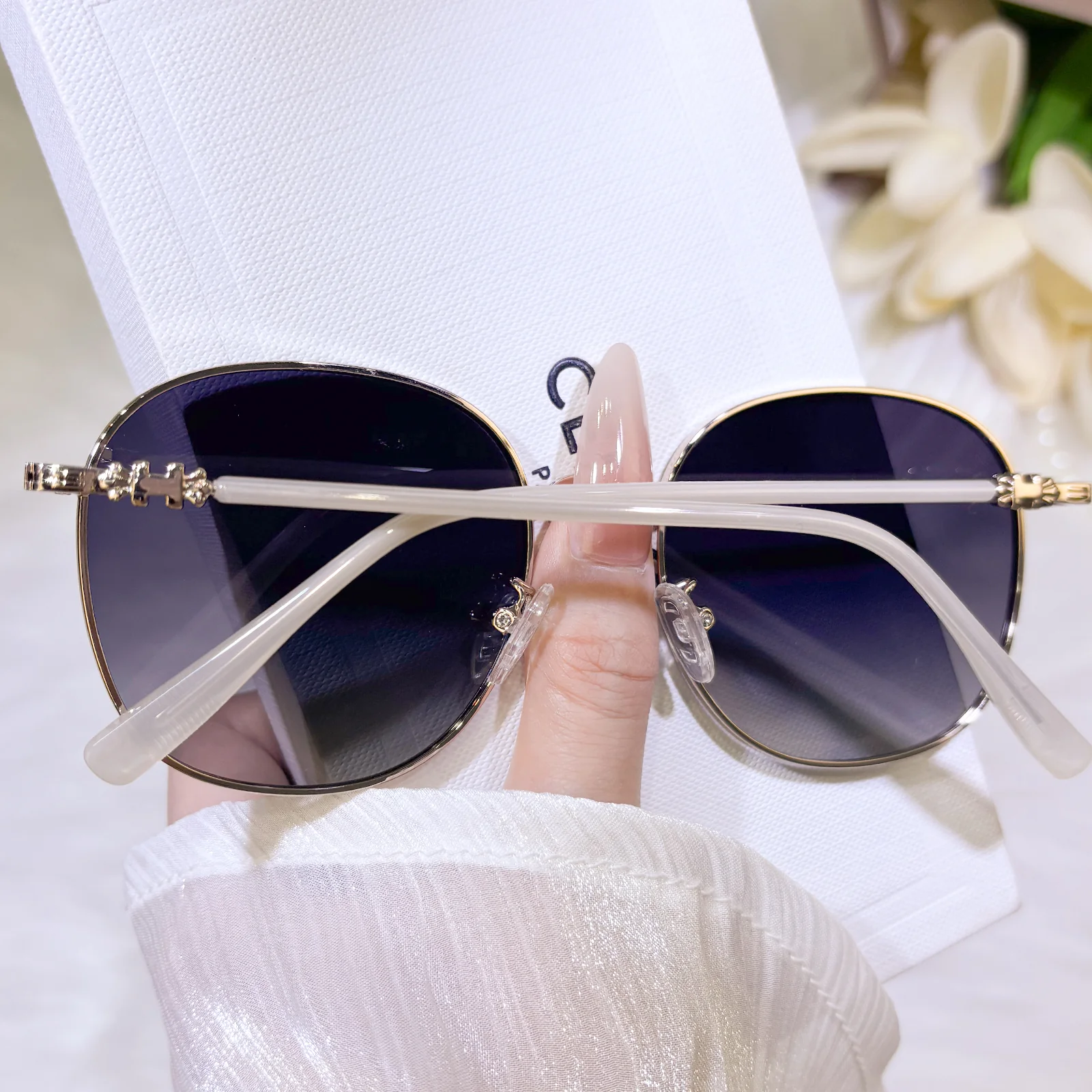 Ismara Sunglasses - Image 17