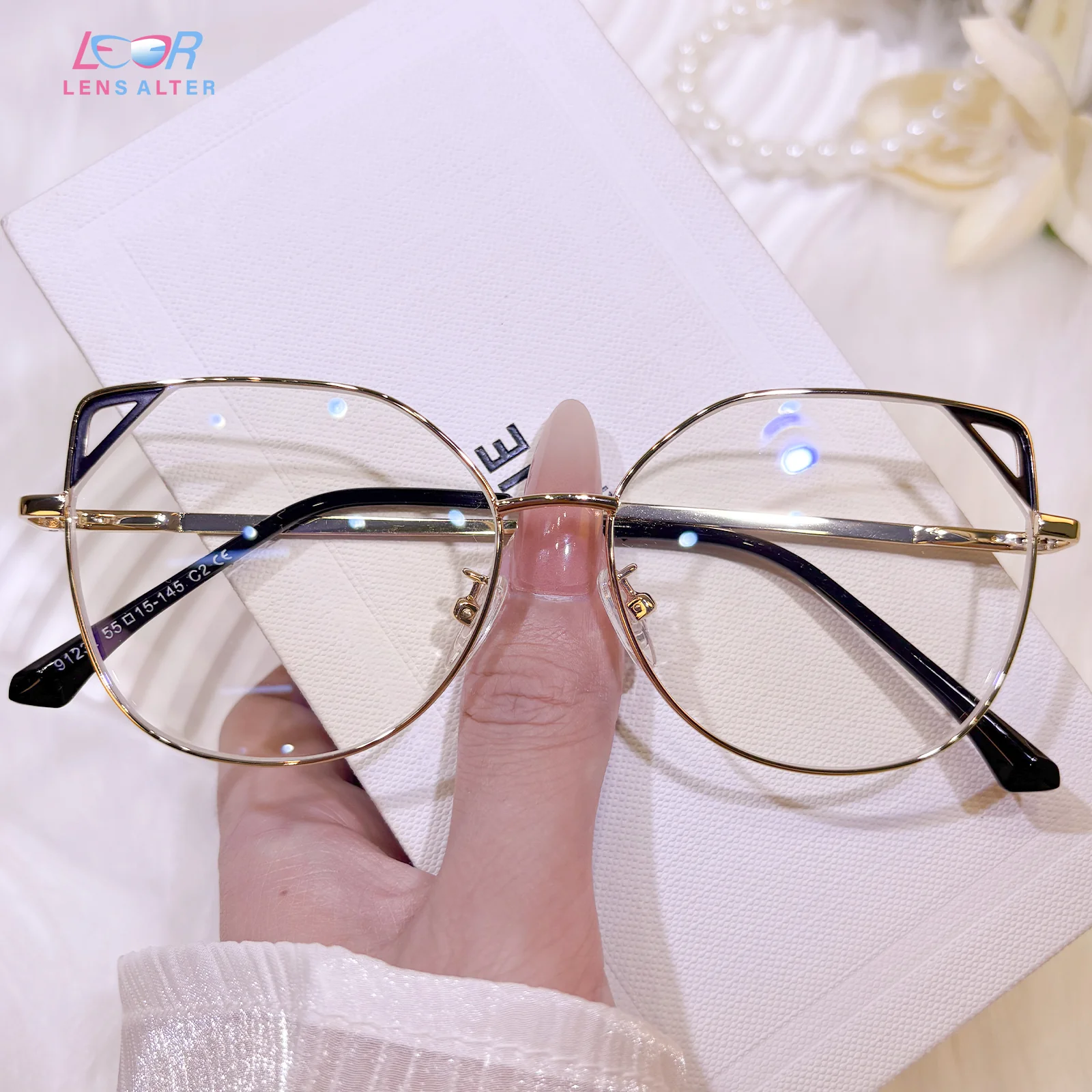 Ismeria Eyeglasses