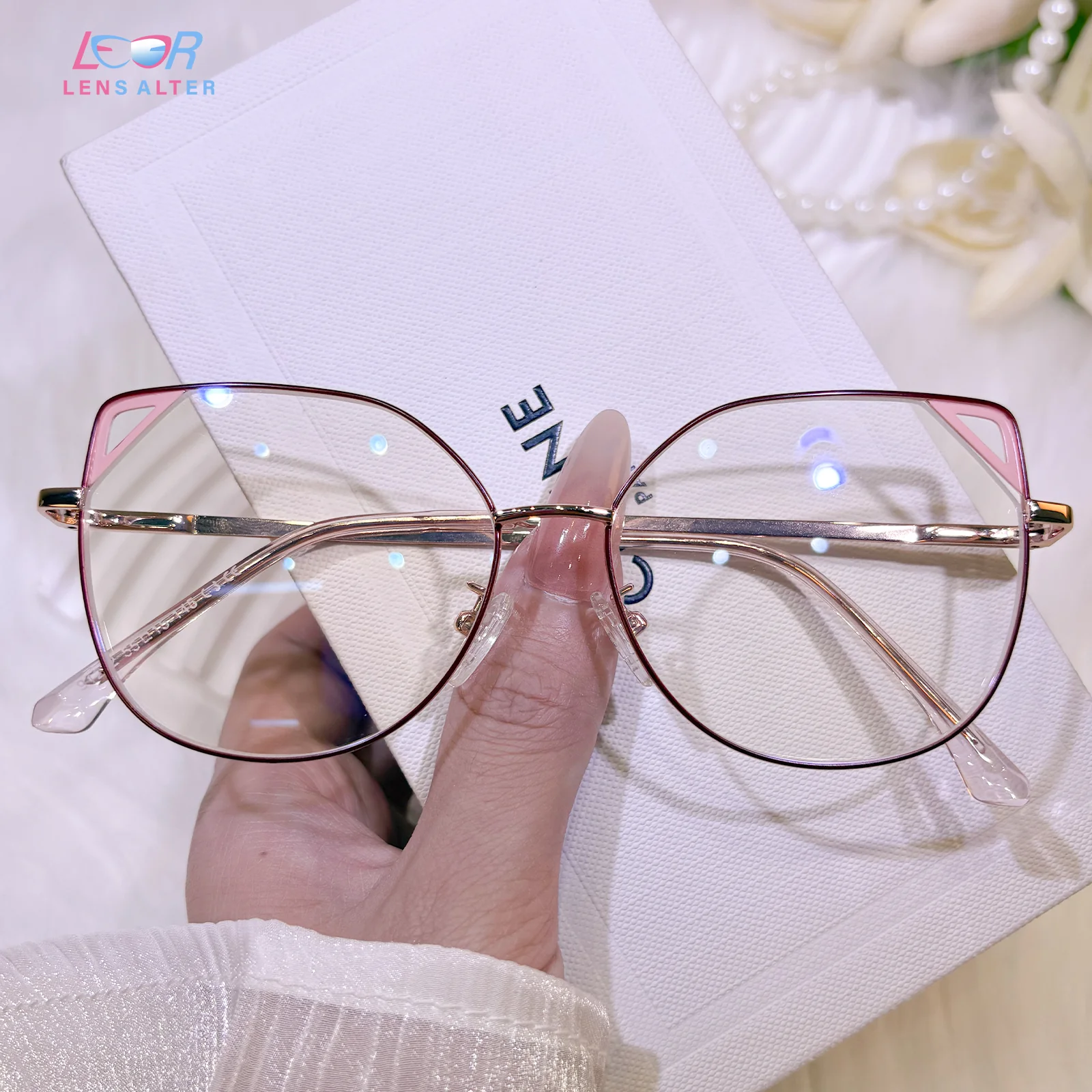 Ismeria Eyeglasses - Image 7