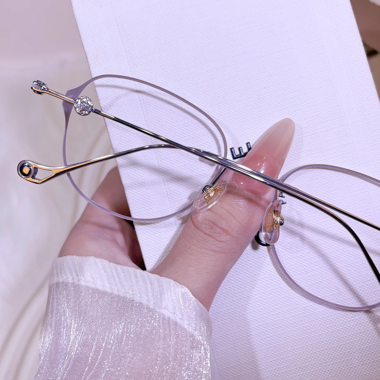 Ivra Eyeglasses - Image 10