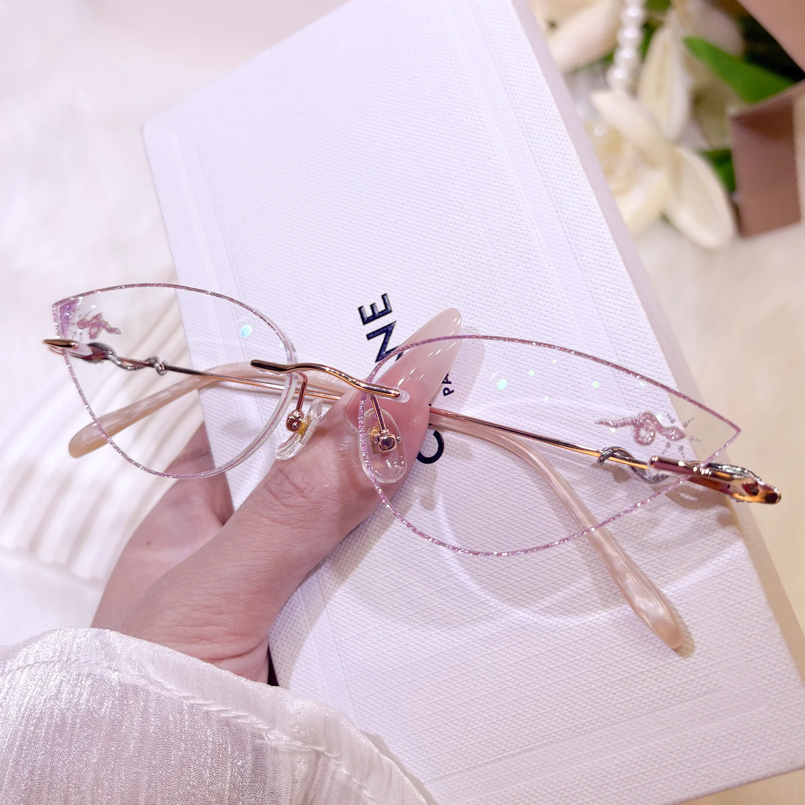 Jade Eyeglasses - Image 18