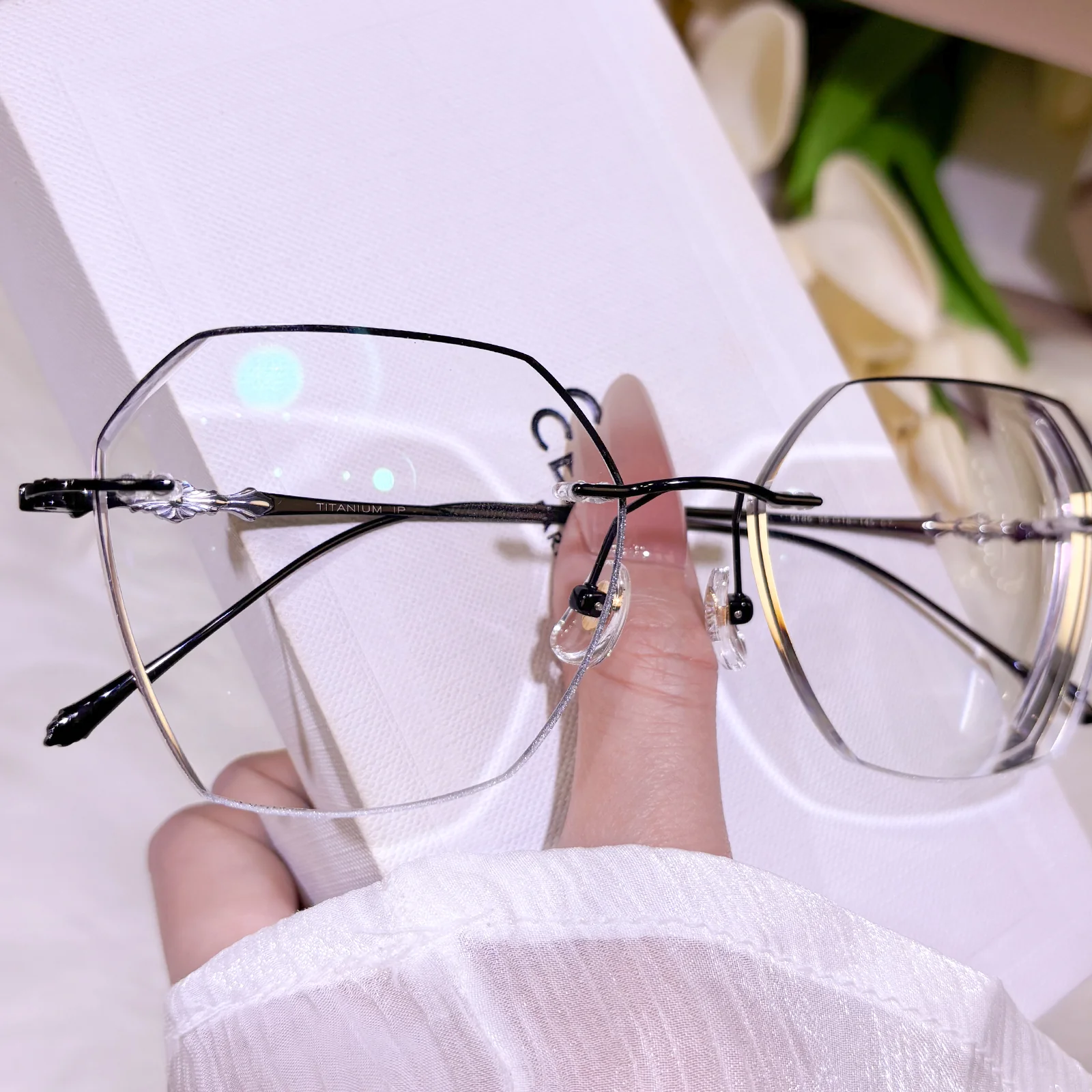 Kelvin Eyeglasses - Image 2