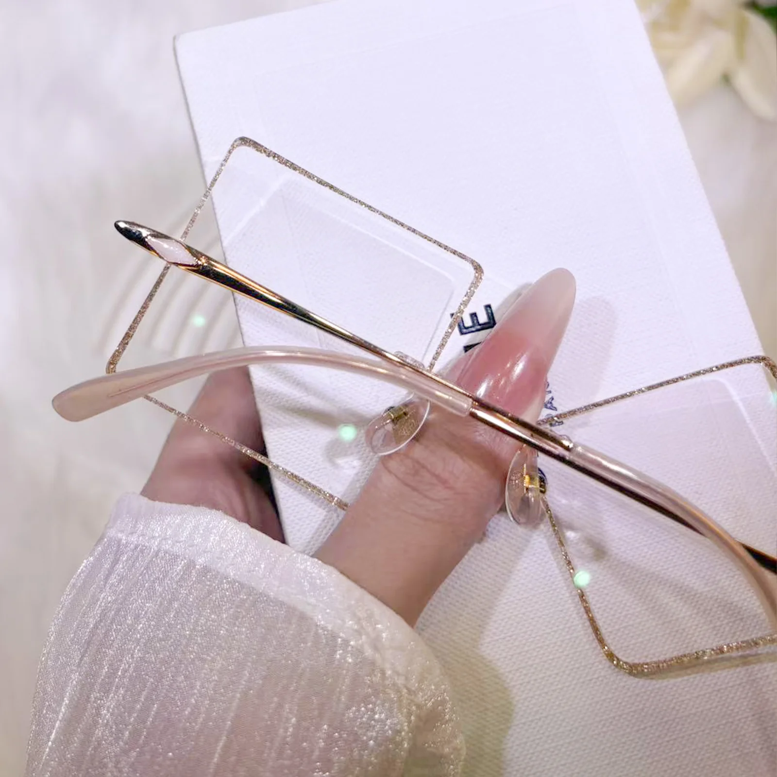 Kiki Eyeglasses - Image 7